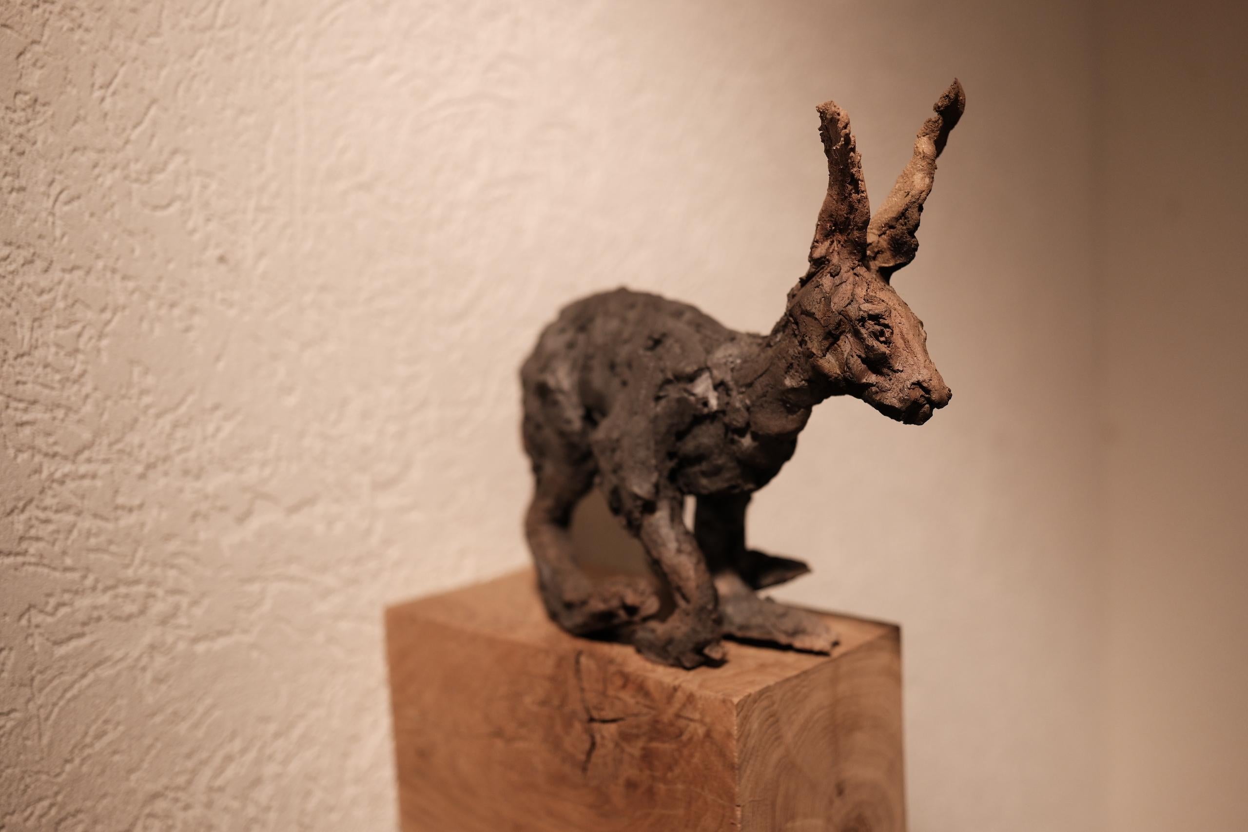Correr de Cécile Raynal - Escultura de arte animal, personaje de cuento de hadas en venta 12
