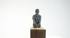 Vestibule des pommes (avec Martin) de Cécile Raynal - Sculpture en grès, homme