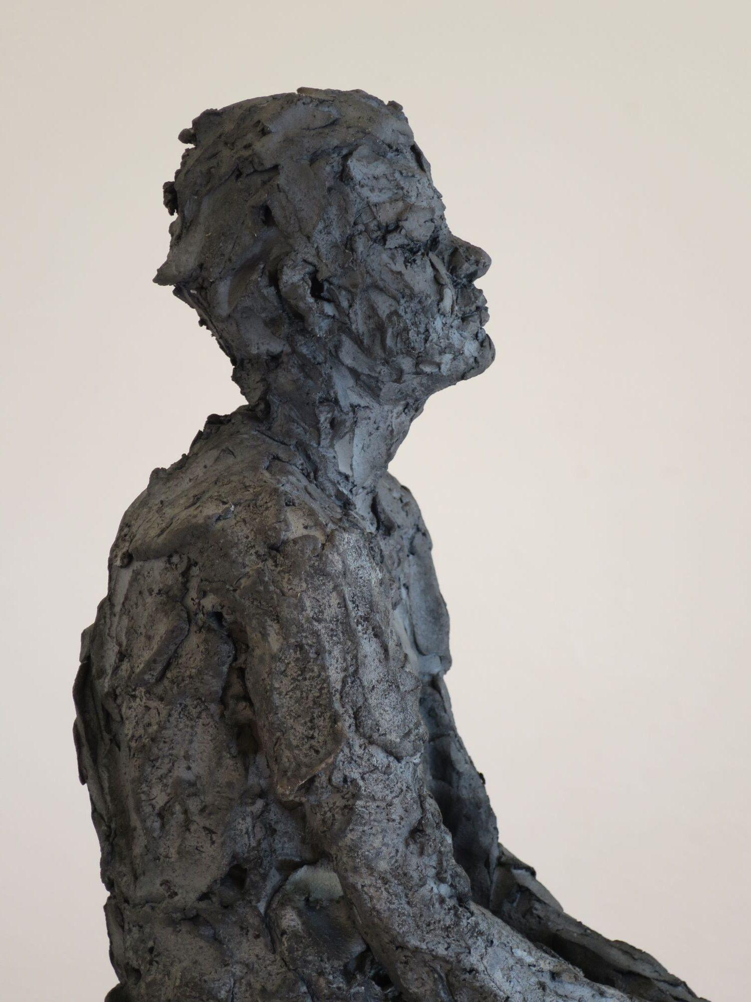 Vestibule des pommes (with Martin) by Cécile Raynal - Stoneware sculpture, man in vendita 6