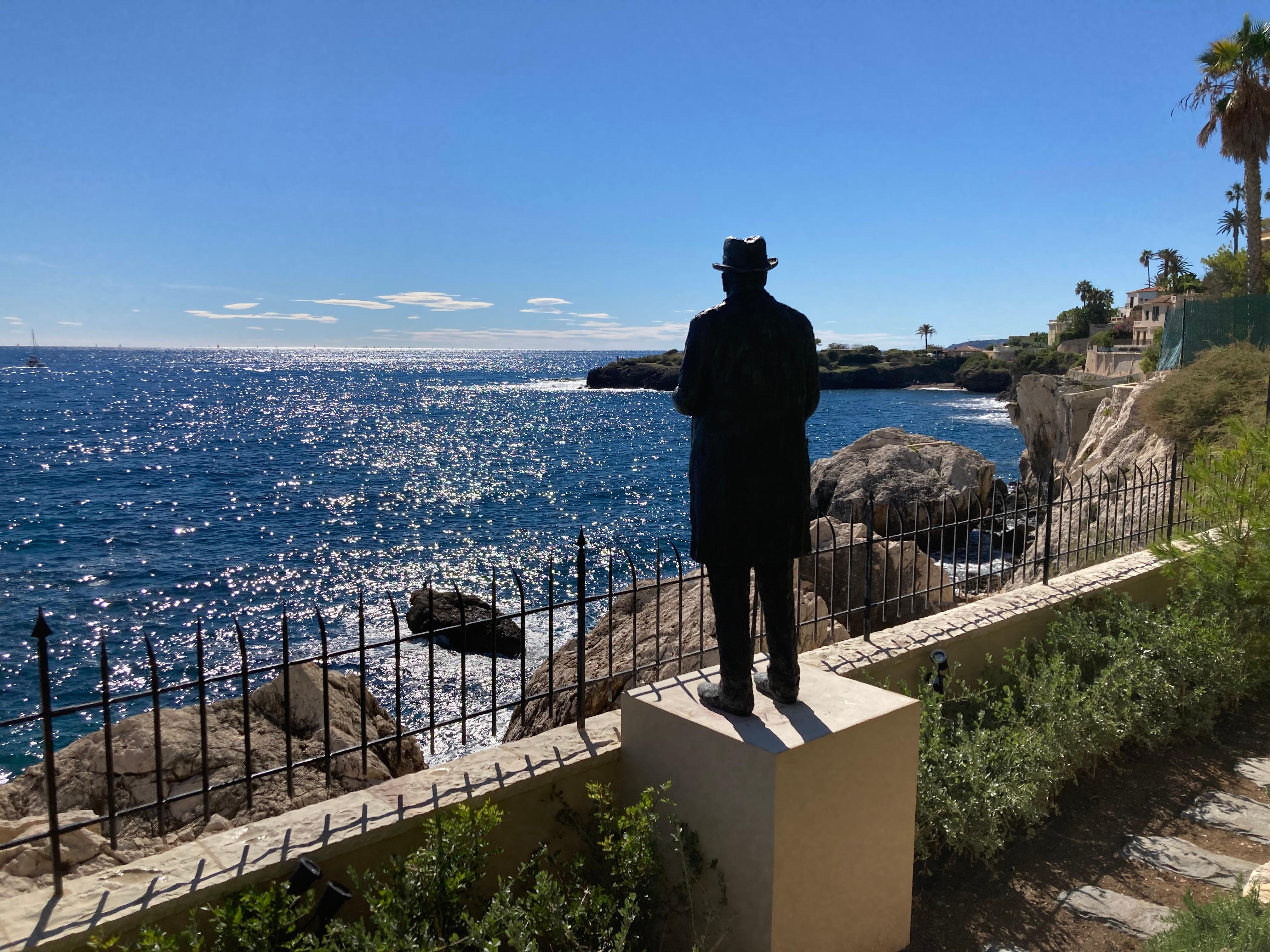 Winston by Cécile Raynal - Large bronze statue of Winston Churchill in vendita 9