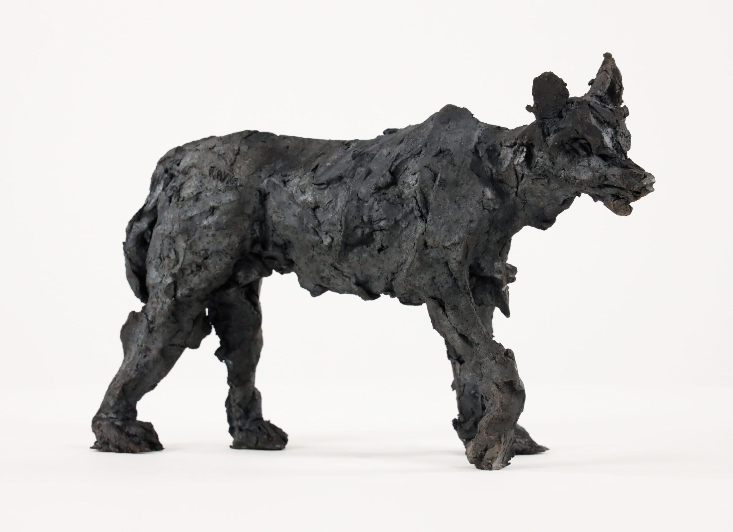 Wolf II by Cécile Raynal - Animal smoke-fired sandstone sculpture, unique For Sale 13