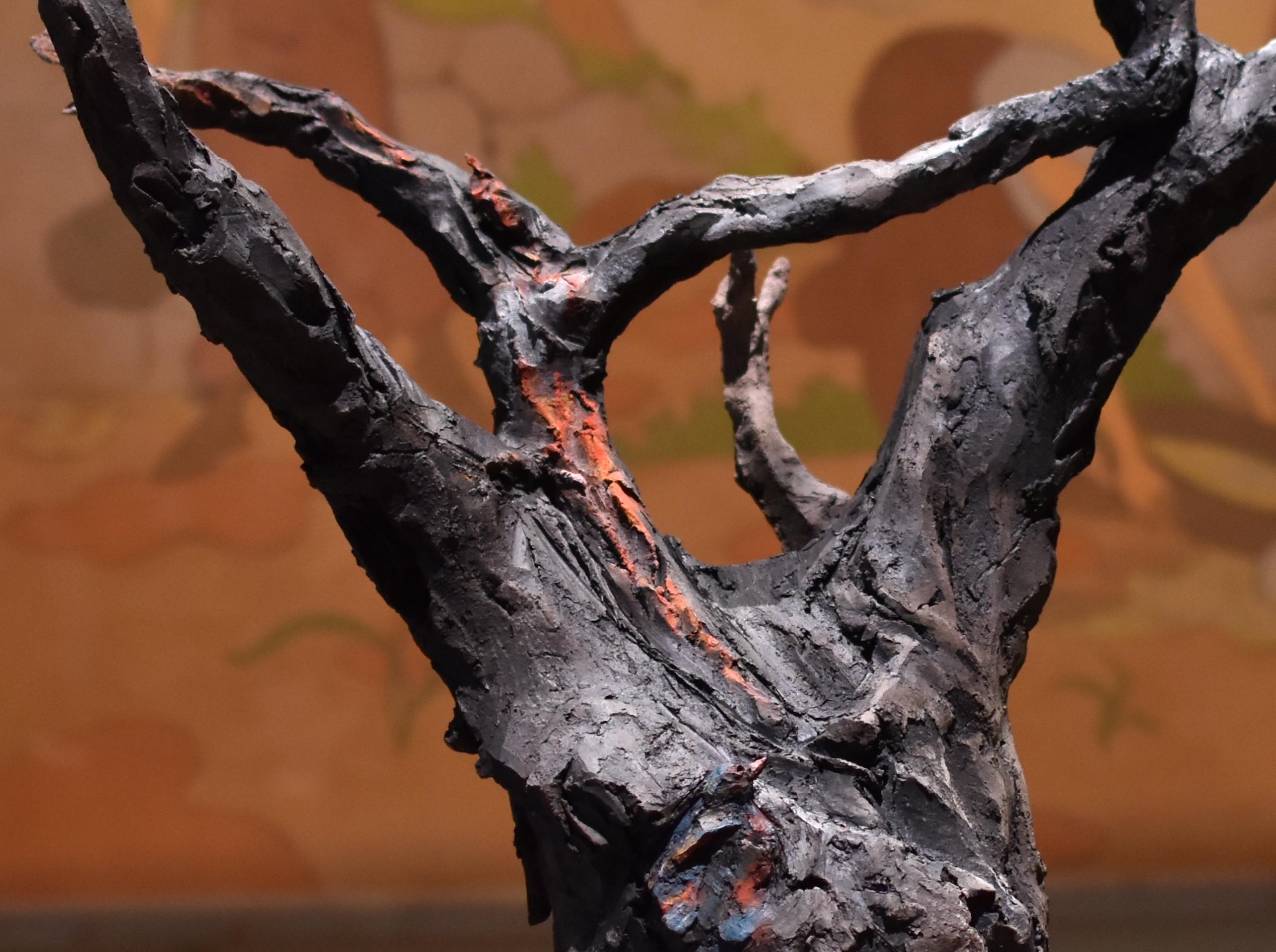 Árbol del mundo IV de Cécile Raynal - Escultura de gres cocido al humo, naturaleza, rama en venta 9