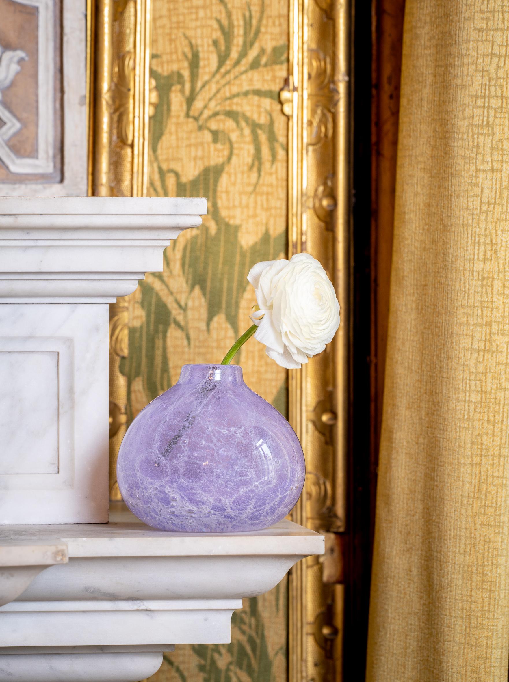 Contemporary CECILIA vase with crackle technique, by Giberto Venezia For Sale