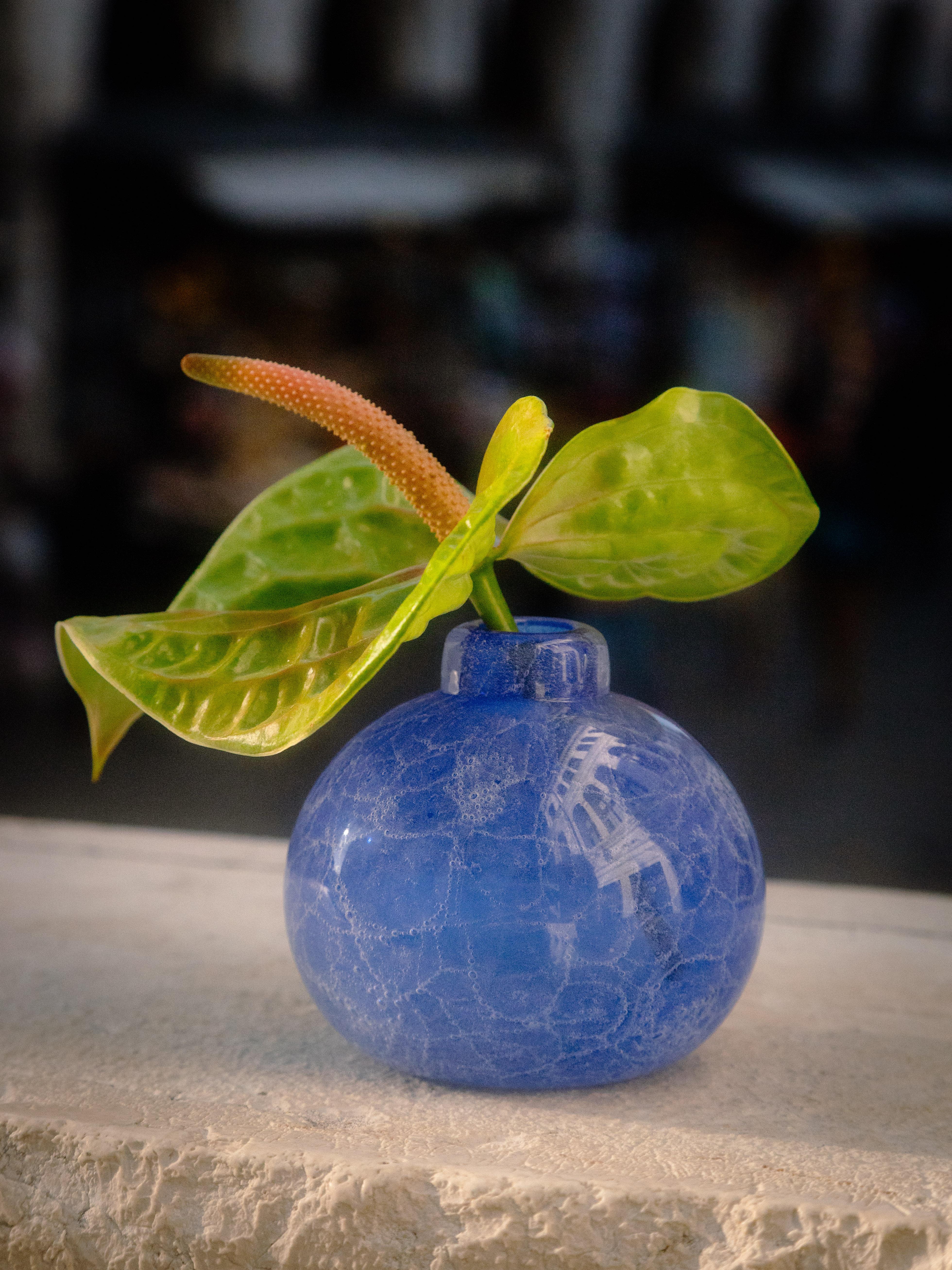 CECILIA vase with crackle technique, by Giberto Venezia For Sale 2