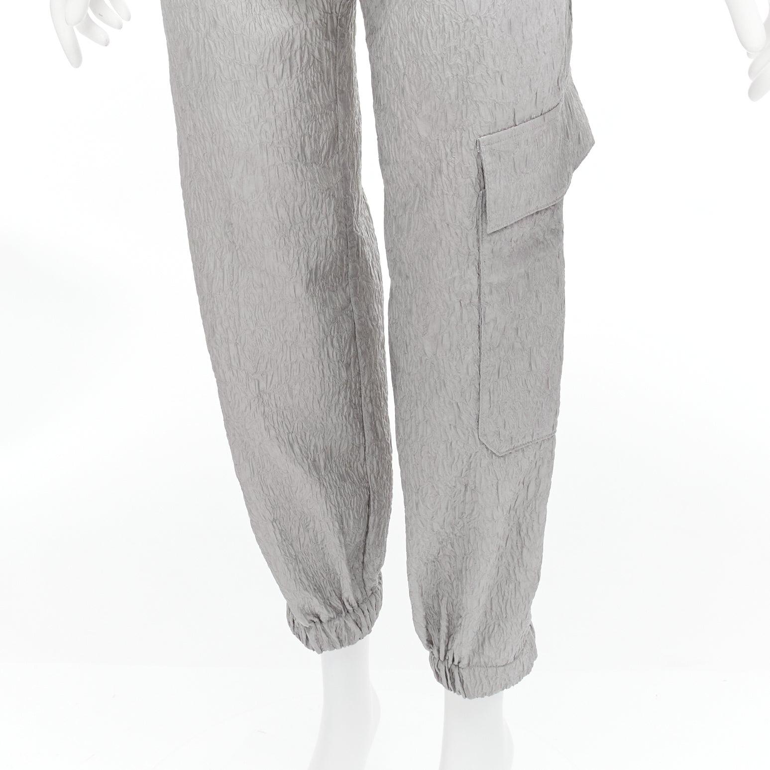 CECILIE BAHNSEN Jackson grey matelasse cloque cargo track pants UK6 XS
Reference: LNKO/A02244
Brand: Cecilie Bahnsen
Model: Jackson
Material: Polyamide, Blend
Color: Grey
Pattern: Solid
Closure: Elasticated
Extra Details: Cecile Bahnsen's Jackson