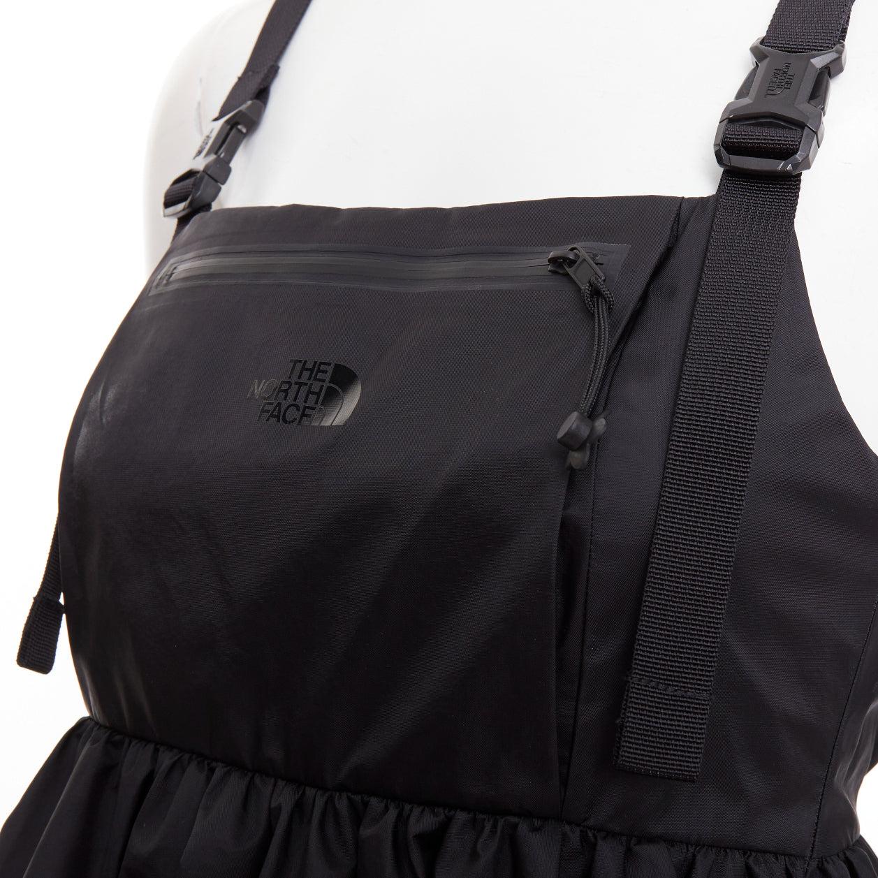 CECILIE BAHNSEN THE NORTH FACE Shara Mountain Vestido babydoll de nylon negro con volantes XS
Referencia: TGAS/F00401
Marca: Cecilie Bahnsen
Model No: VESTIDO SHARA MOUNTAIN
Material: Nylon
Color: Negro
Patrón: Sólido
Cierre: cremallera
Forro: