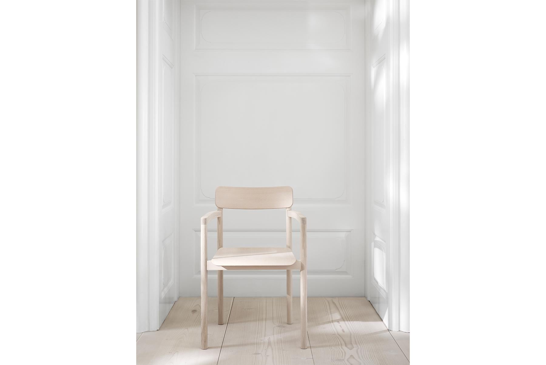 Contemporary Cecilie Manz Post Armchair For Sale