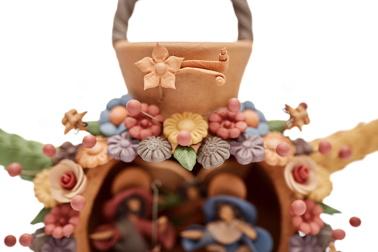 Piñata Natividad Pequeña - Little Nativity Piñata  / Ceramics Mexican Folk Art C - Sculpture by Cecilio Sanchez Fierro