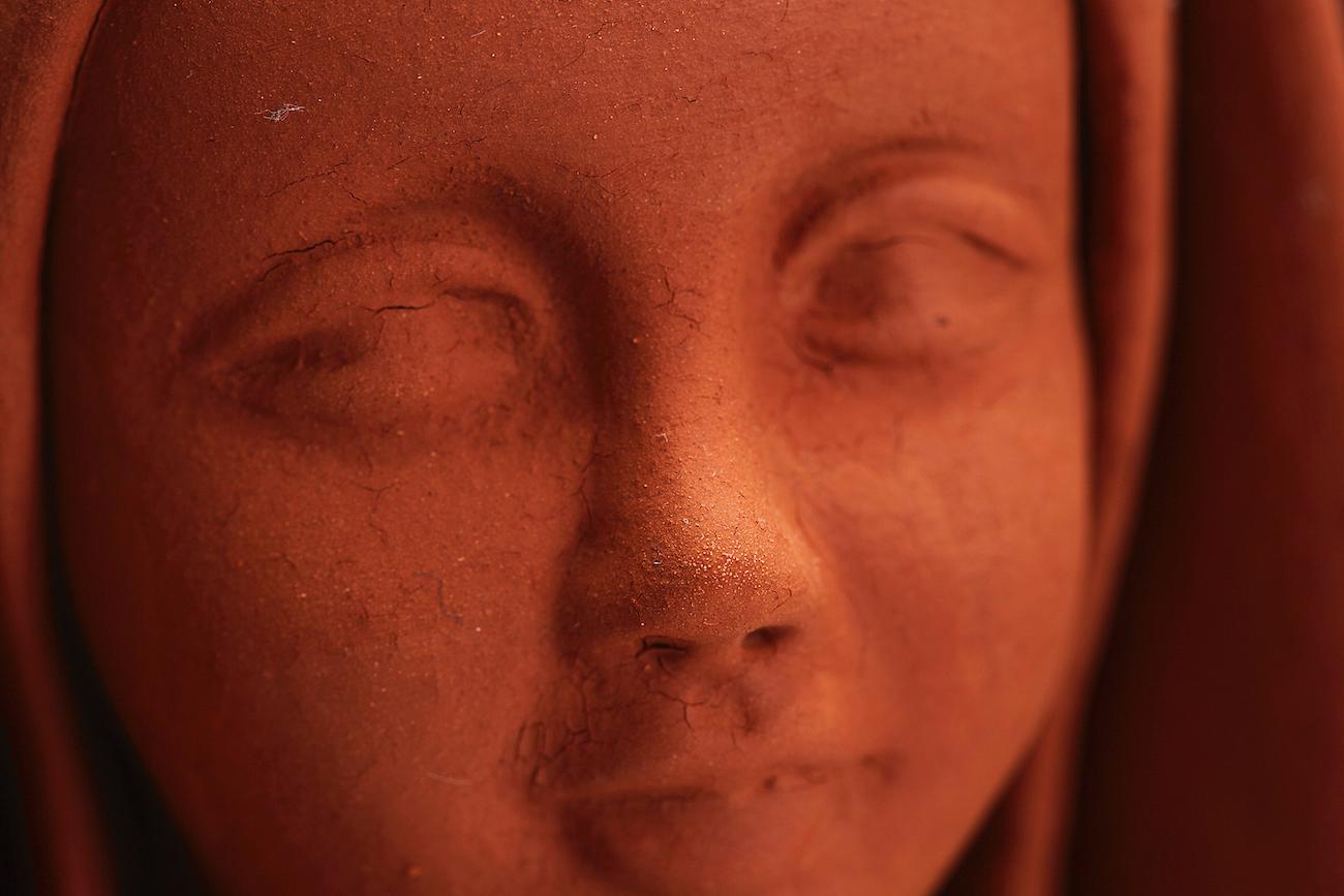 Virgen de Guadalupe - Our Lady of Guadalupe   / Ceramics Mexican Folk Art Clay - Brown Figurative Sculpture by Cecilio Sanchez Fierro