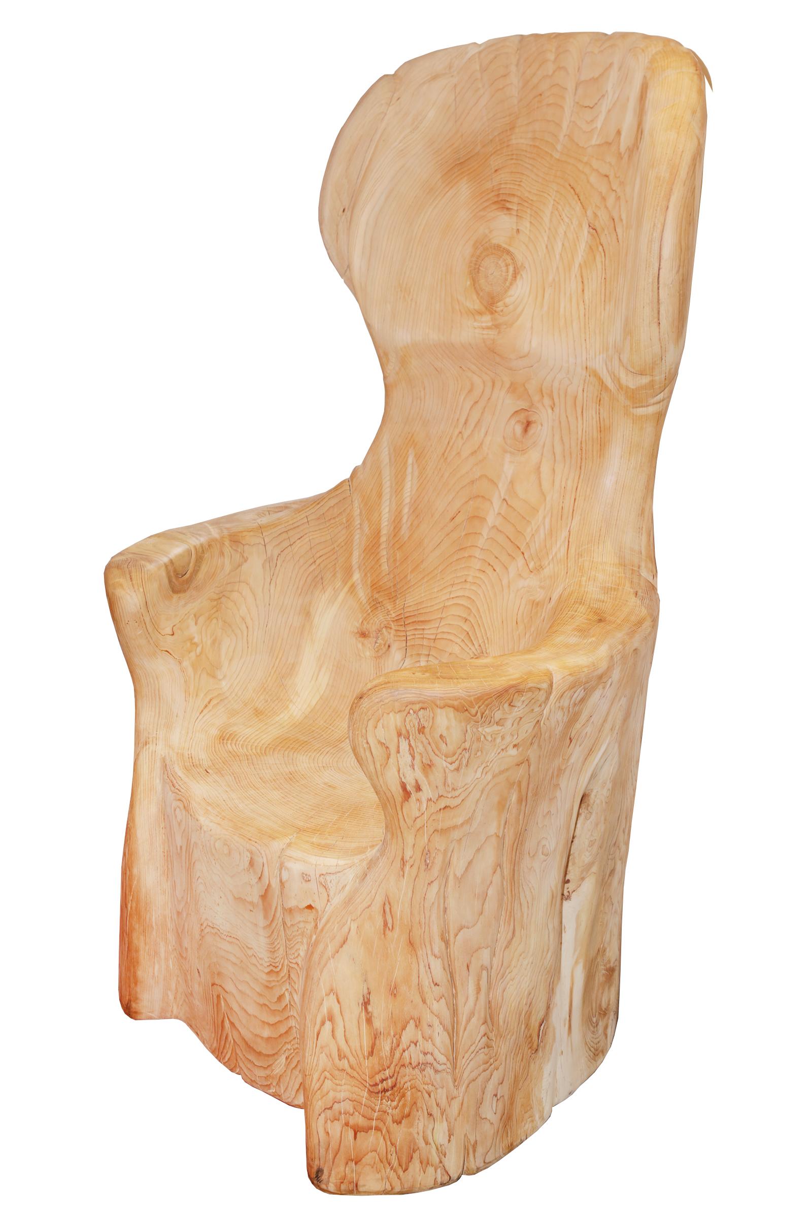 Throne cedar B-made with natural raw cedar wood,
hand carved from a death cedar tree trunk, hand-
polished and naturally treated to have the cedar
essence smell. Exceptional and unique piece.
Made in France in 2019.
Solid cedar wood include