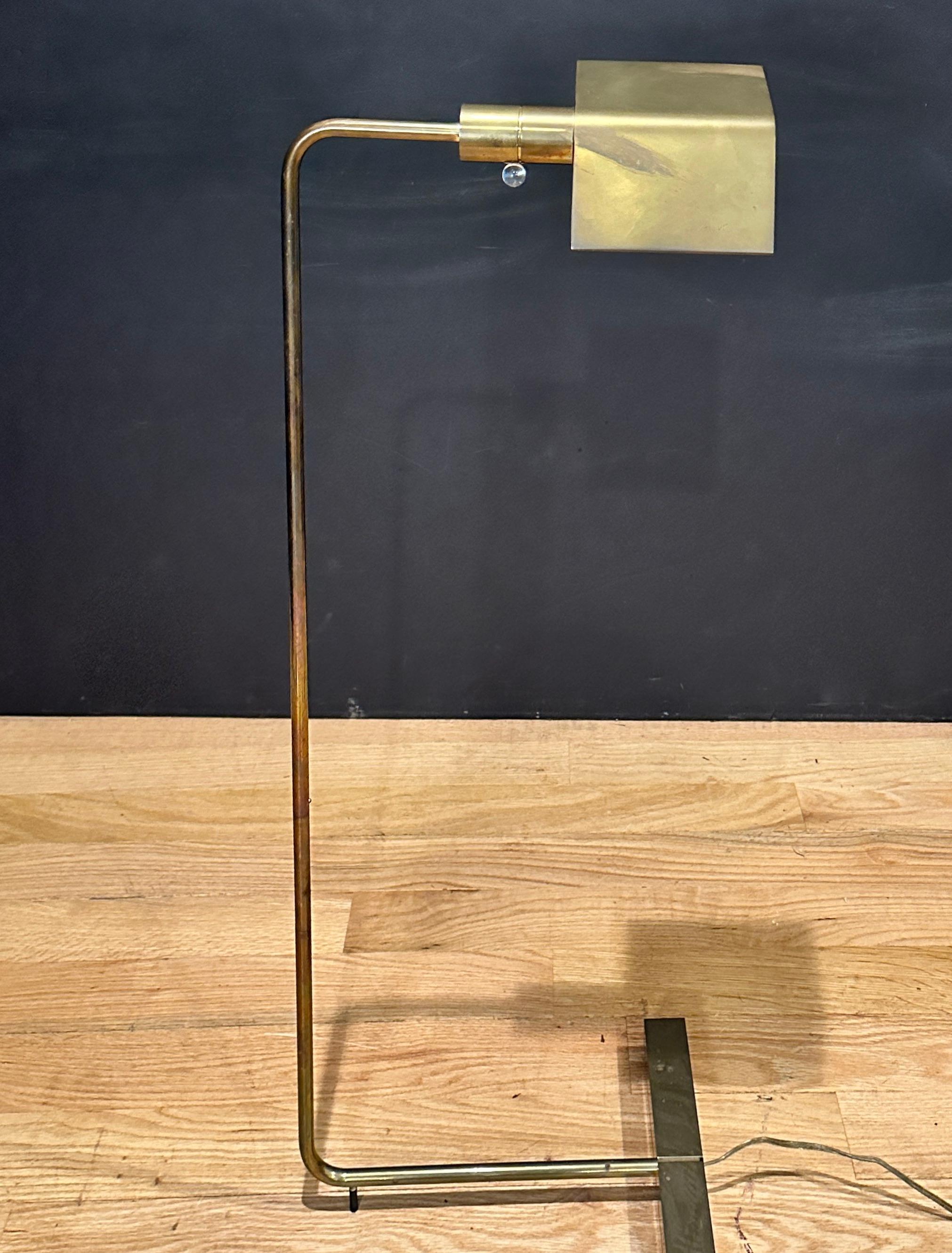 The Cedric Hartman brass reading floor lamp is an exquisite blend of timeless design and functional elegance. Crafted from high-quality brass, its slender yet sturdy frame exudes a sophisticated charm. The lamp features an adjustable height (adding