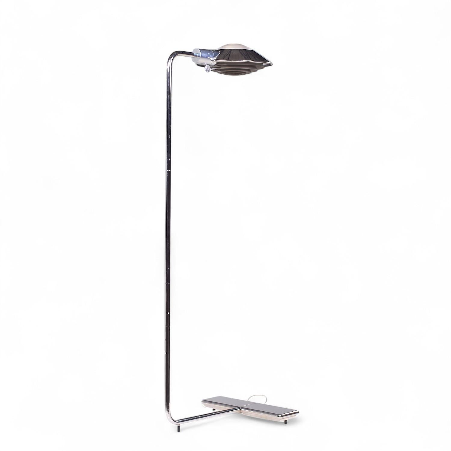 Cedric Hartman Mid Century Chrom Stehleuchte im Angebot 1