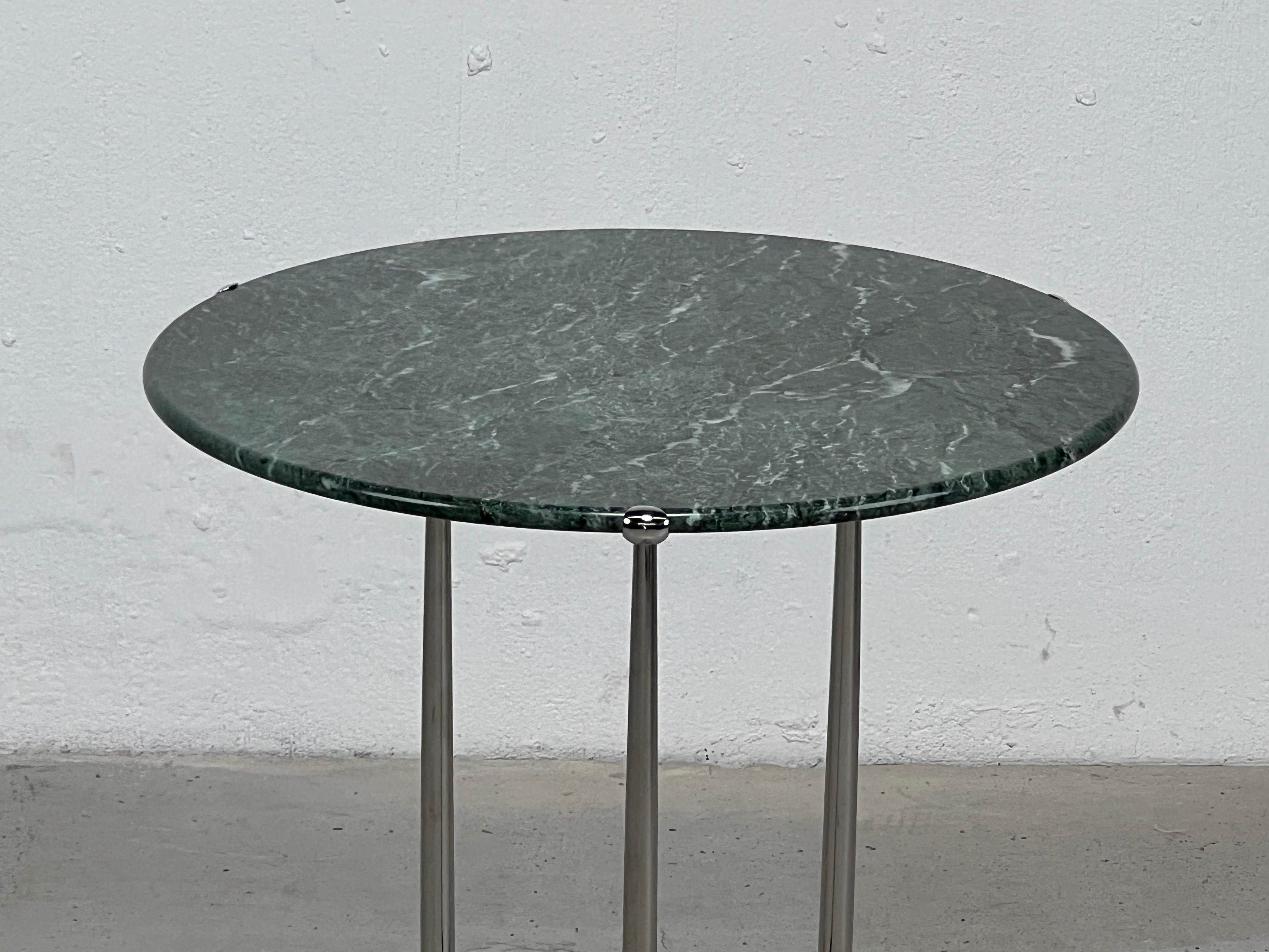 Cedric Hartman Side Table in Chrome and Green Marble  For Sale 1