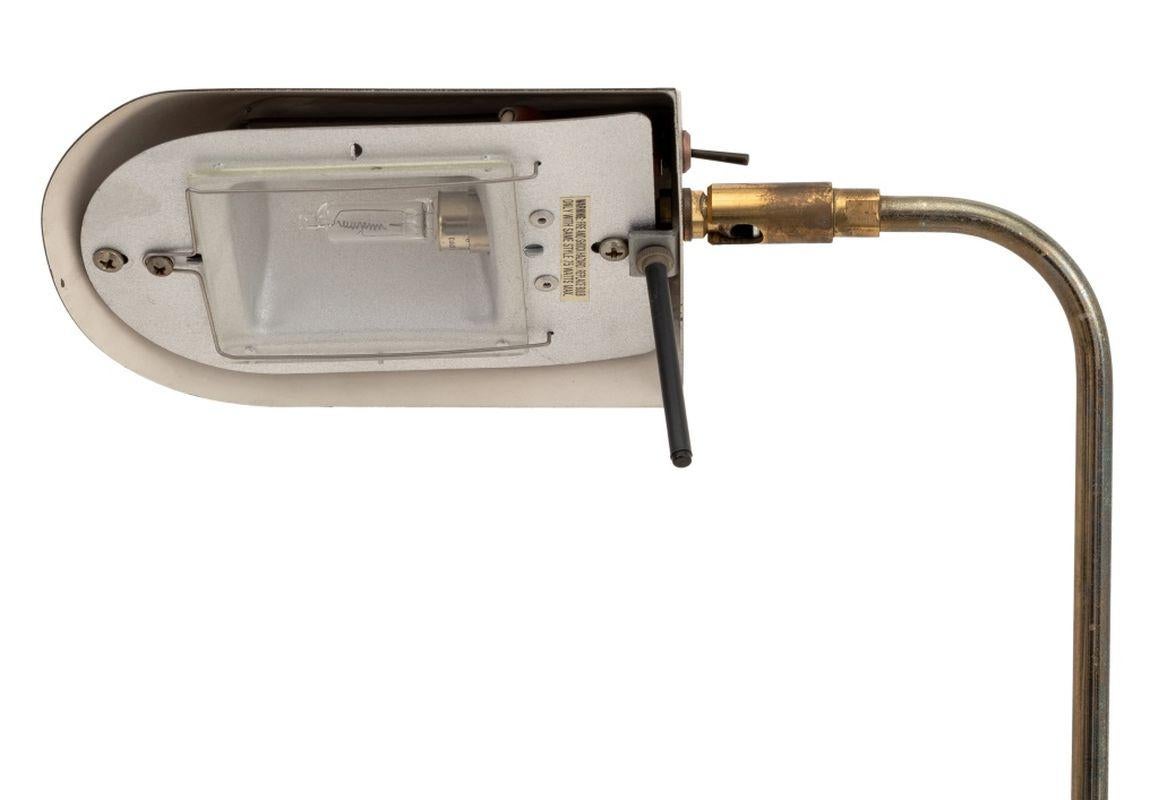 20ième siècle Lampadaire moderne en laiton de style Cedric Hartman en vente