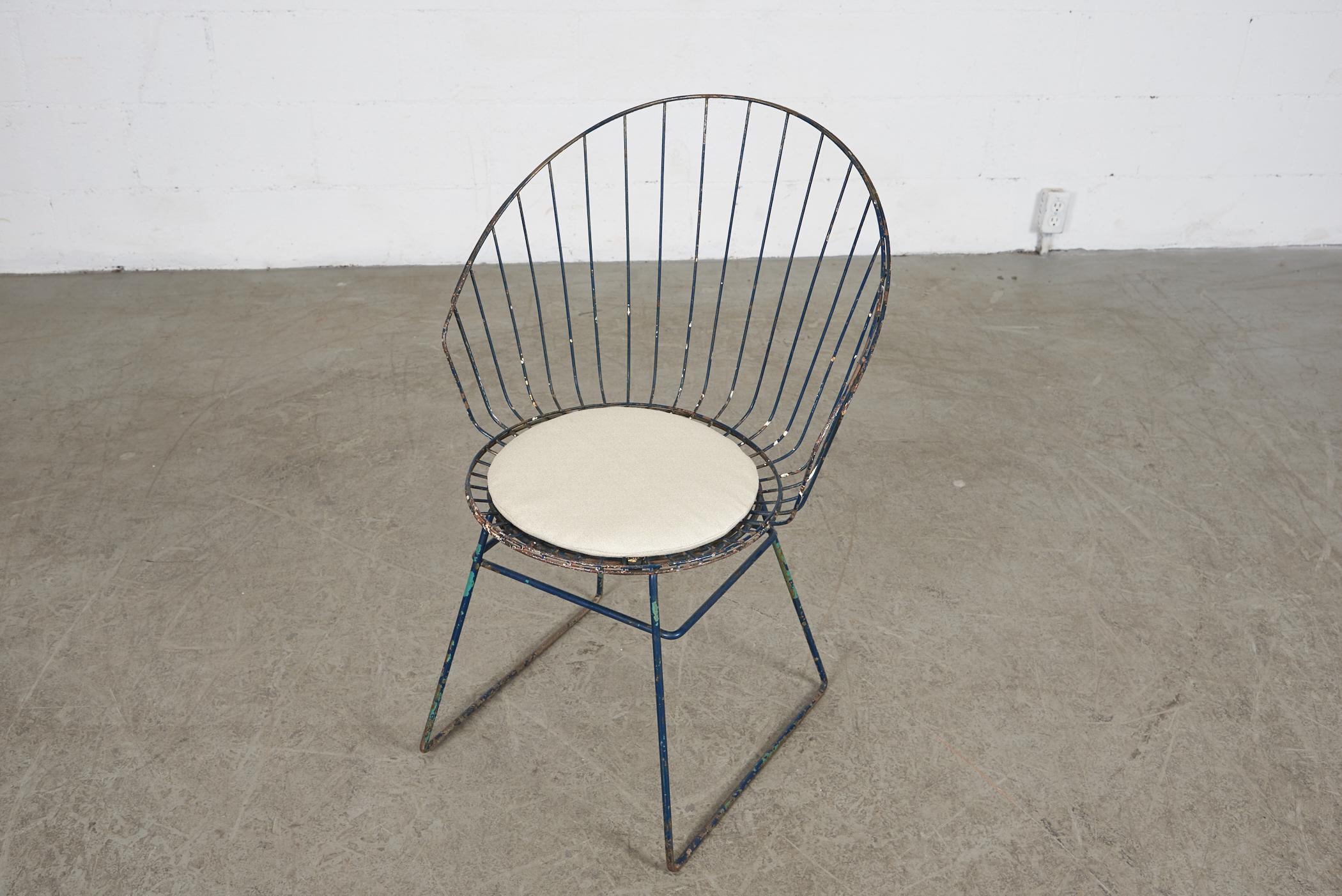 Enameled Cees Braakman & Adriaan Dekker for Pastoe Wire Frame Chair w/ Cream Cushion For Sale
