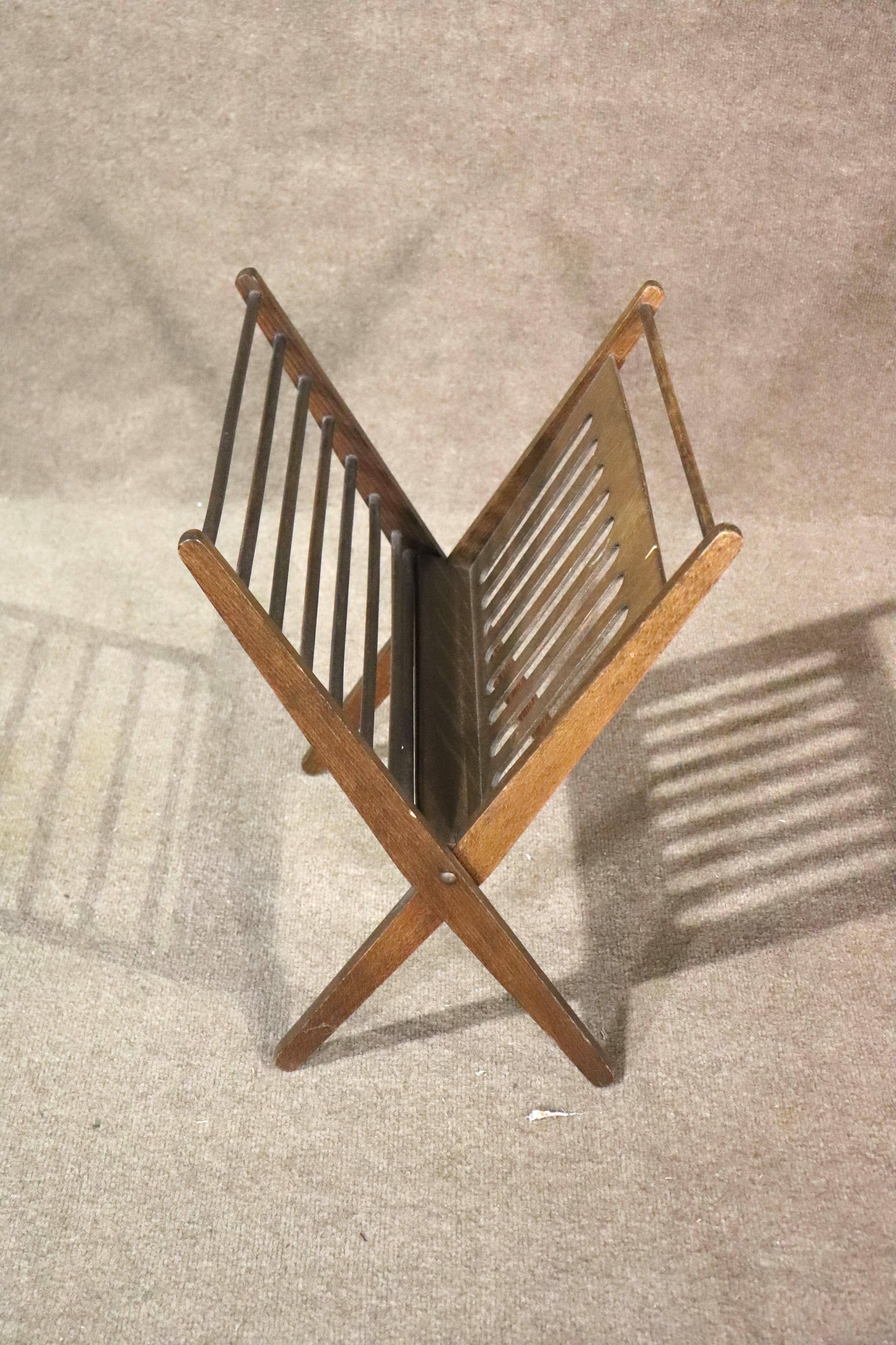 20th Century Cees Braakman Attributed Magazine Rack For Sale
