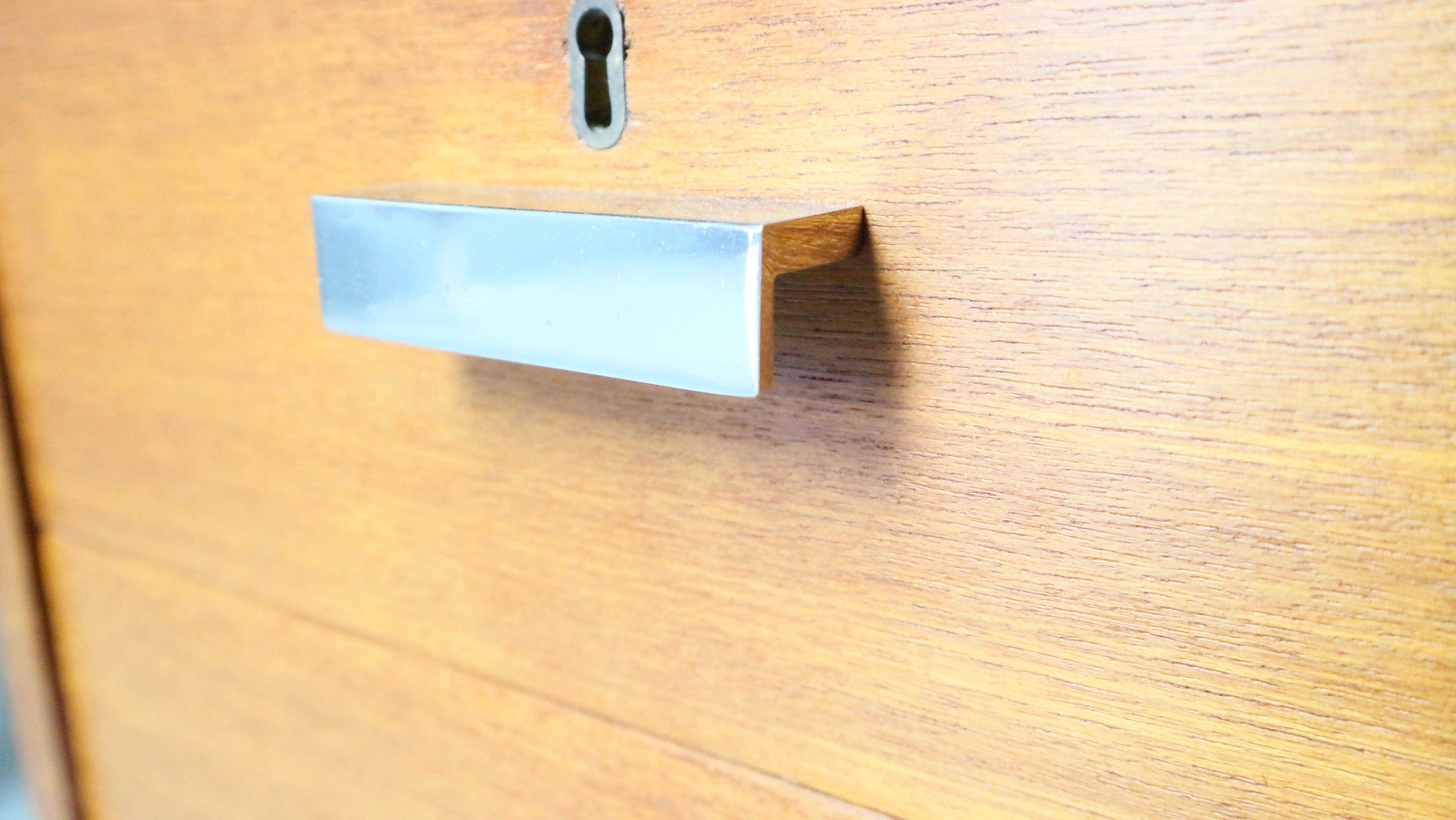 Cees Braakman Scrivania a boomerang con gambe a triangolo per Pastoe, design olandese, anni '50 in vendita 10
