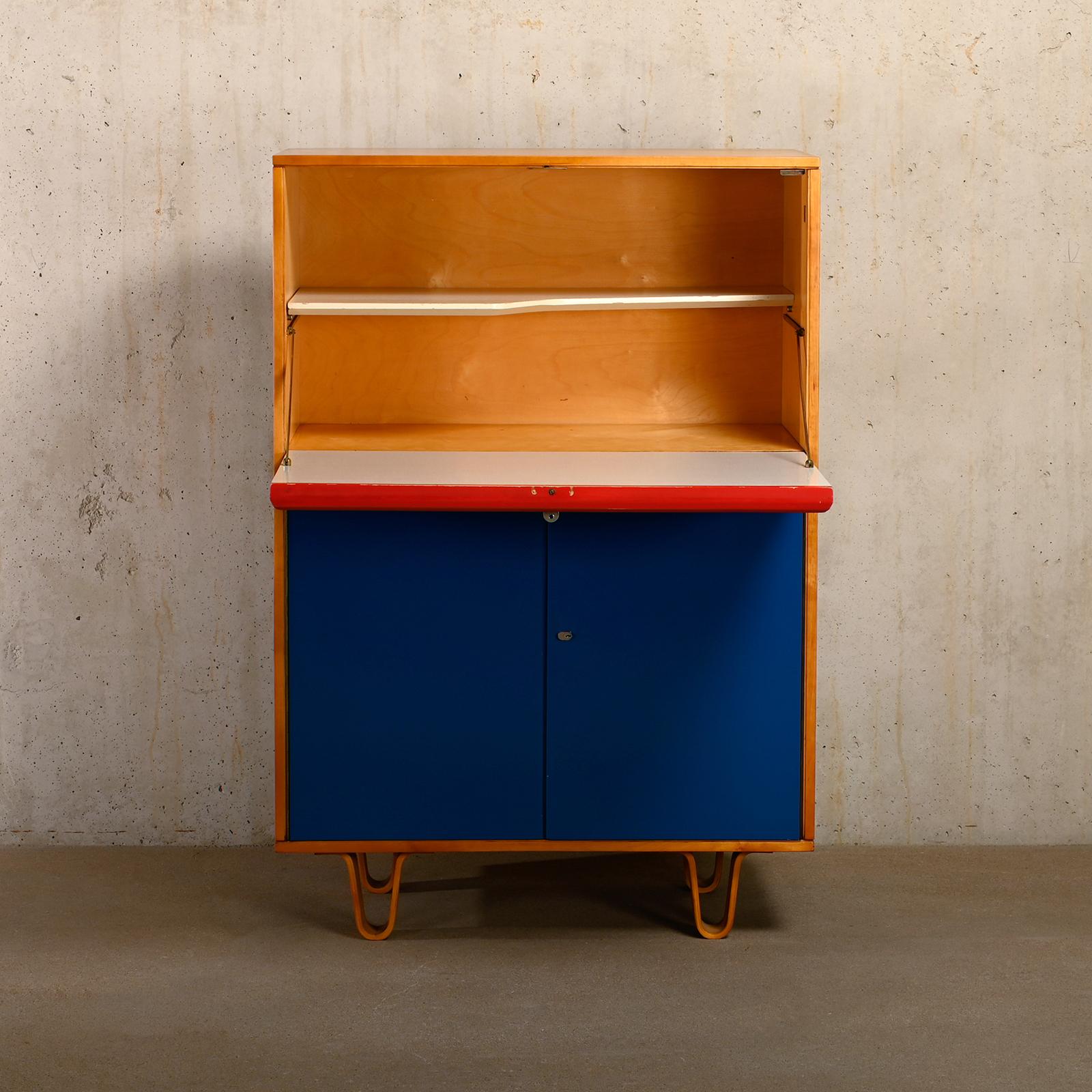 Mid-Century Modern Cees Braakman CB07 Secretaire in Birch red / blue plywood for Pastoe Netherlands For Sale
