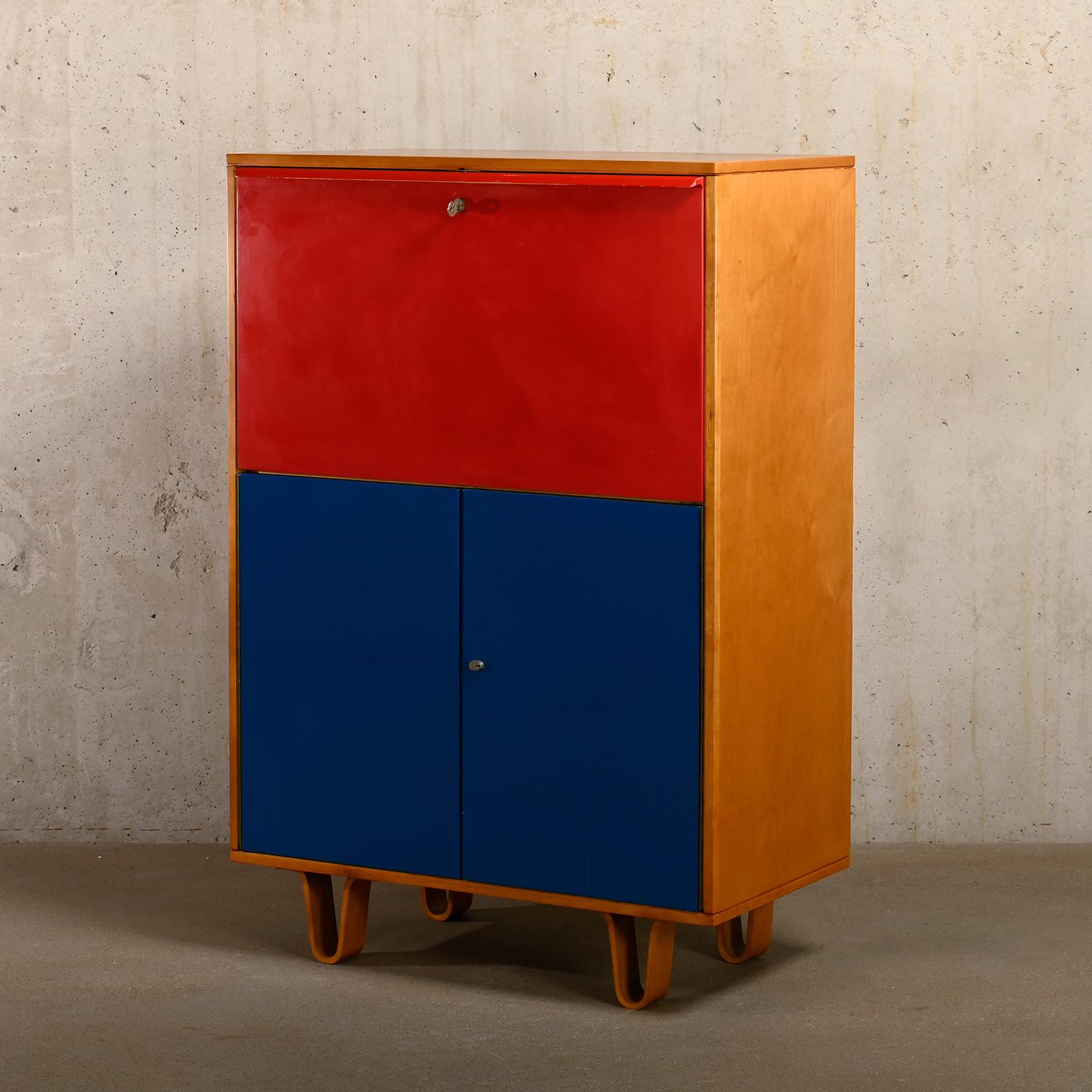 Cees Braakman CB07 Secretaire in Birch red / blue plywood for Pastoe Netherlands For Sale 2