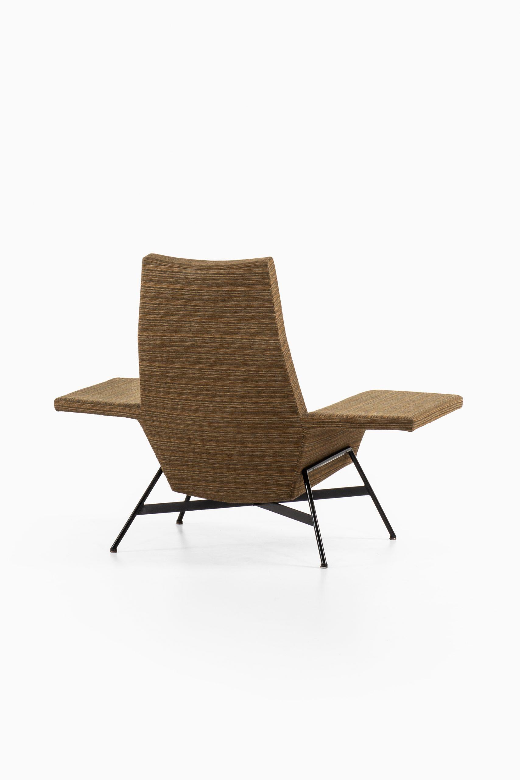 Otto Kolbe Easy Chair Produced by Walter Knoll in America For Sale 3