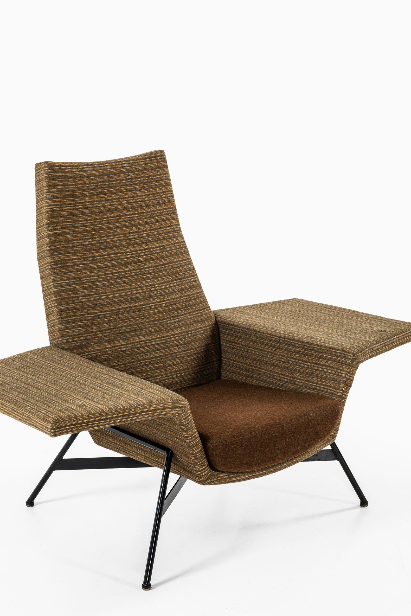 Mid-20th Century Otto Kolbe Easy Chair Produced by Walter Knoll in America For Sale