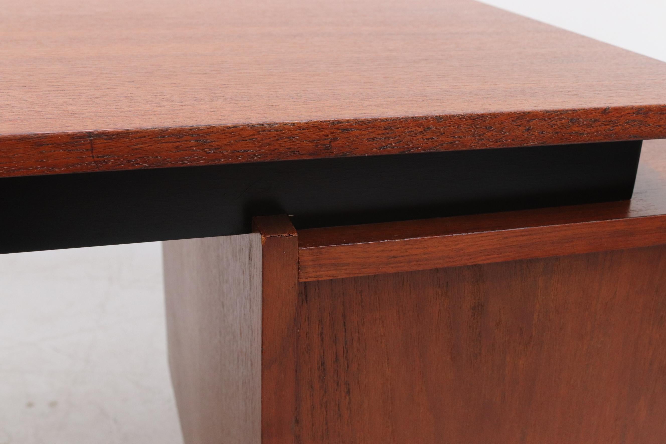 Cees Braakman for Pastoe Desk with New Hairpin Legs 11