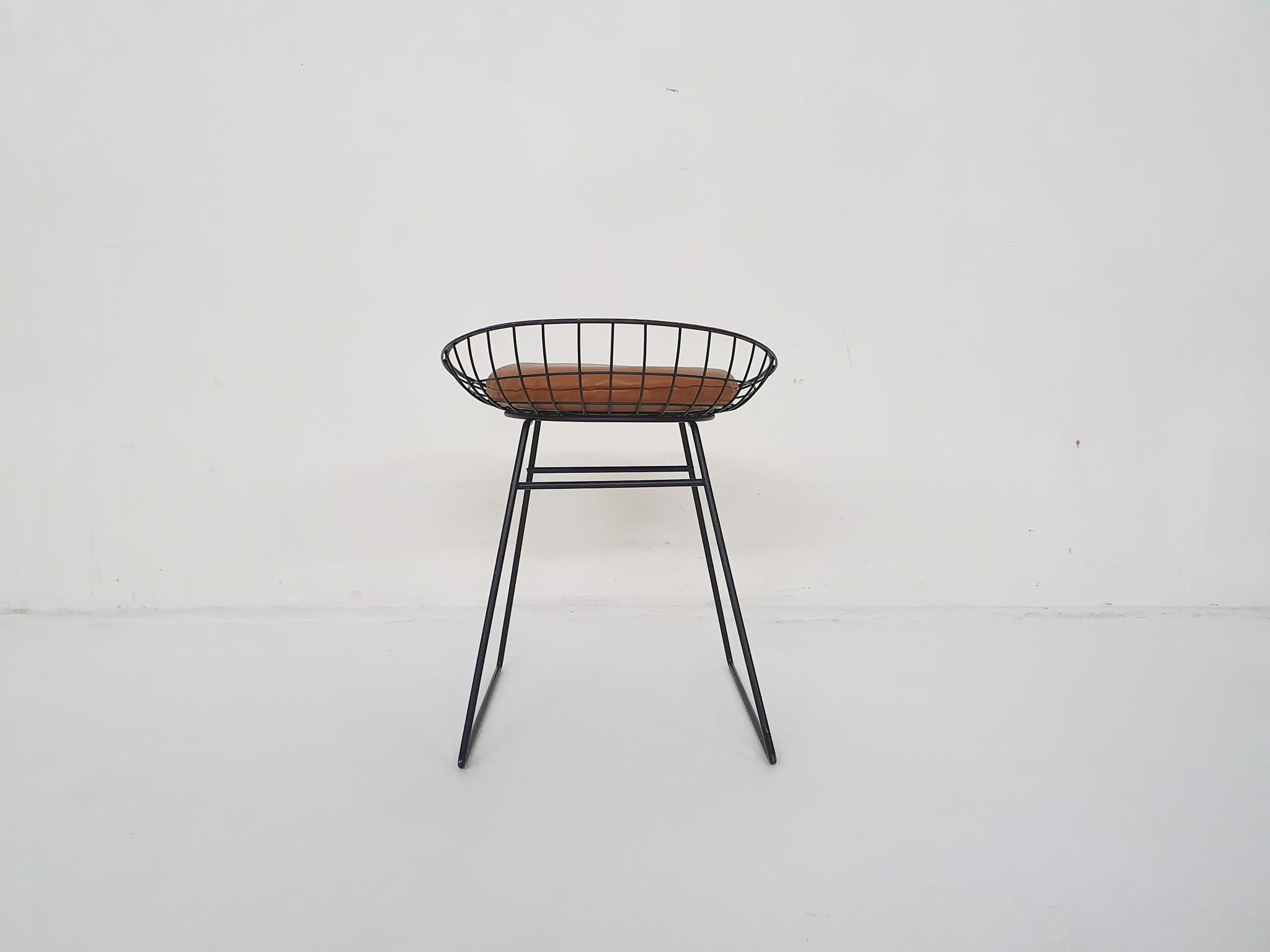 Dutch Cees Braakman for Pastoe KM05 Metal Wire Stool, the Netherlands 1958