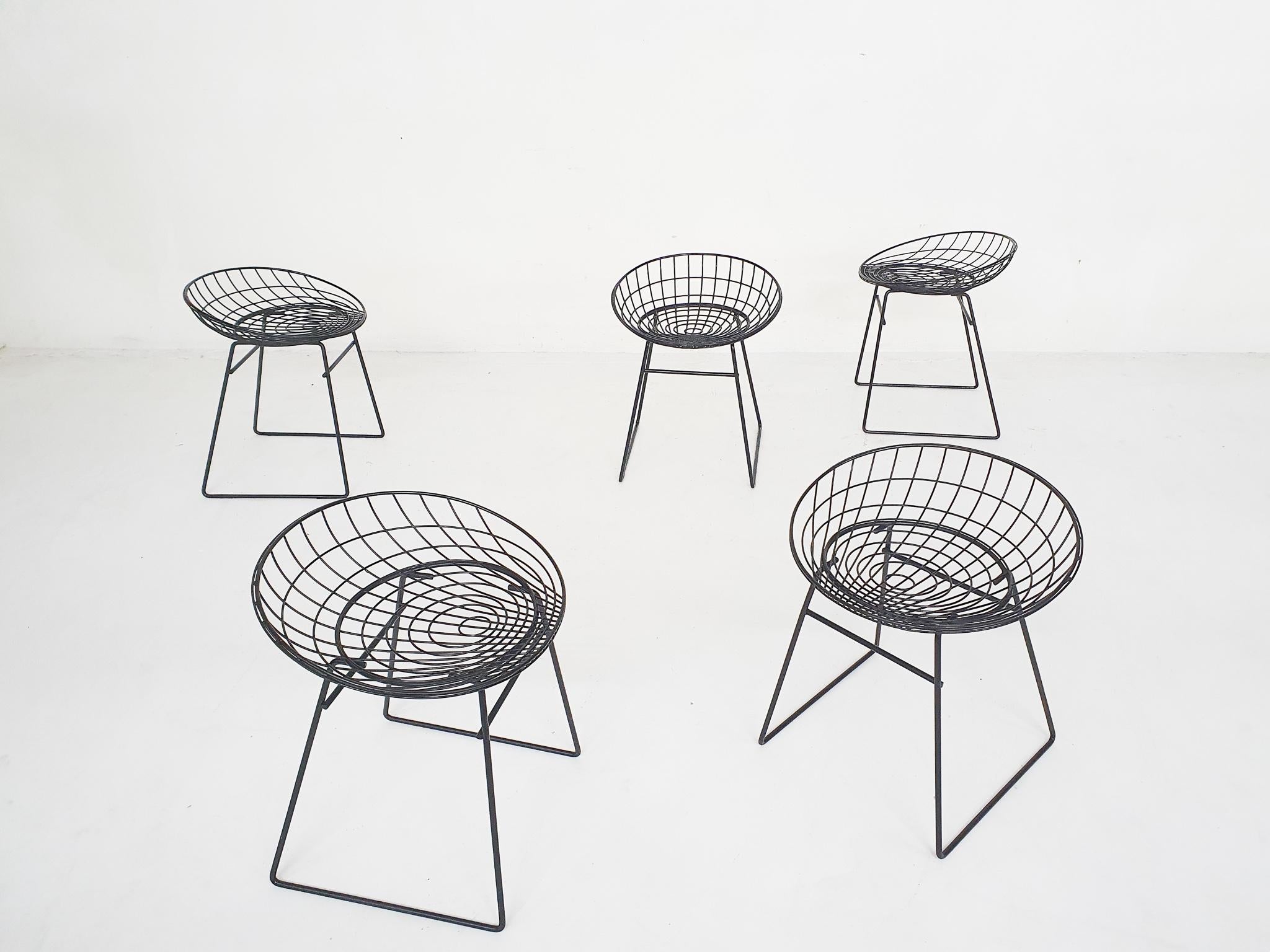 Dutch Cees Braakman for Pastoe KM05 Metal Wire Stools, the Netherlands 1958 For Sale