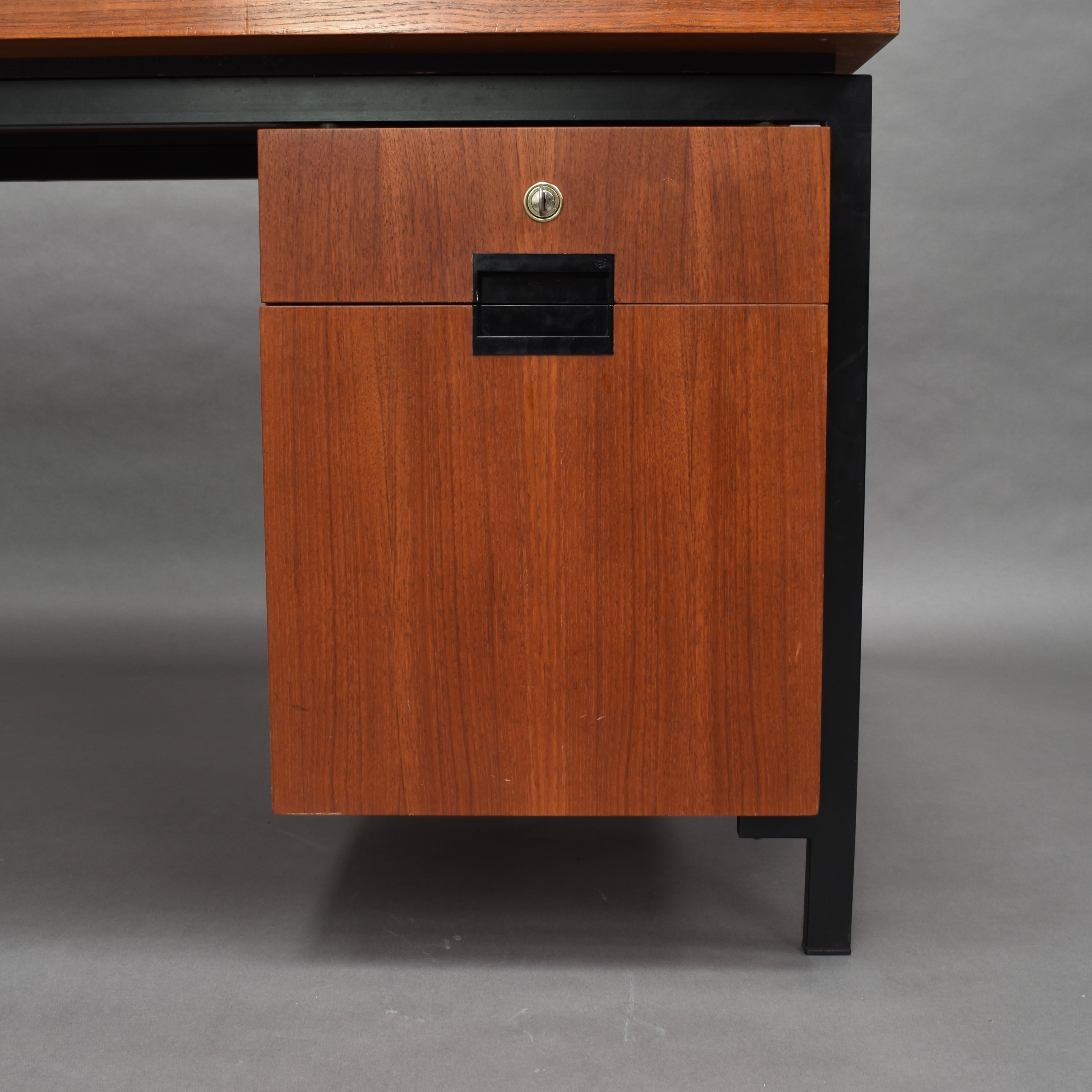 Cees Braakman for Pastoe Model EU02 Japanese Series Desk and Chair in Teak, 1950 For Sale 4