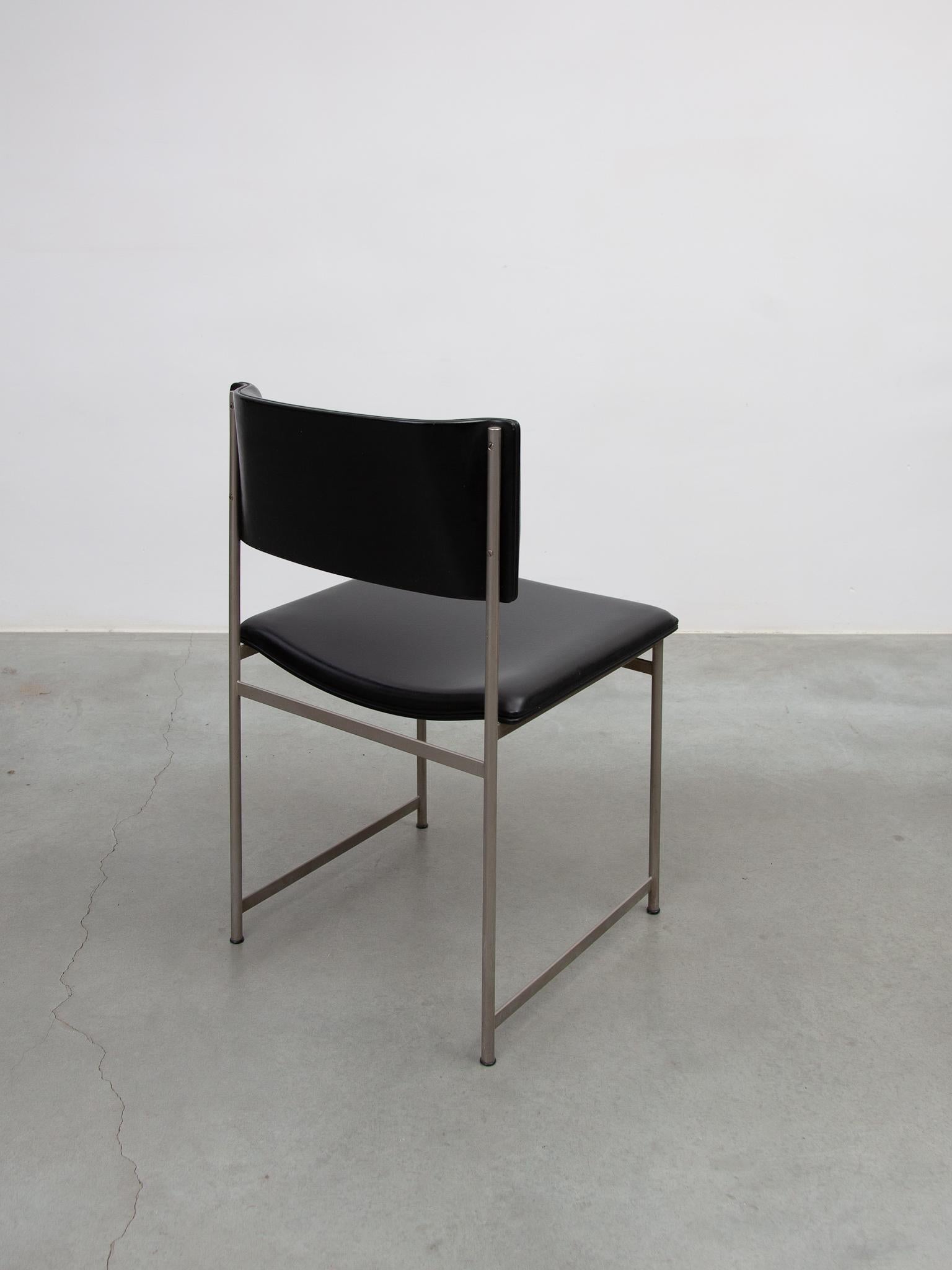  Cees Braakman for Pastoe Set of Six  SM08 Dining Chairs in Black Leather. In Good Condition For Sale In Antwerp, BE