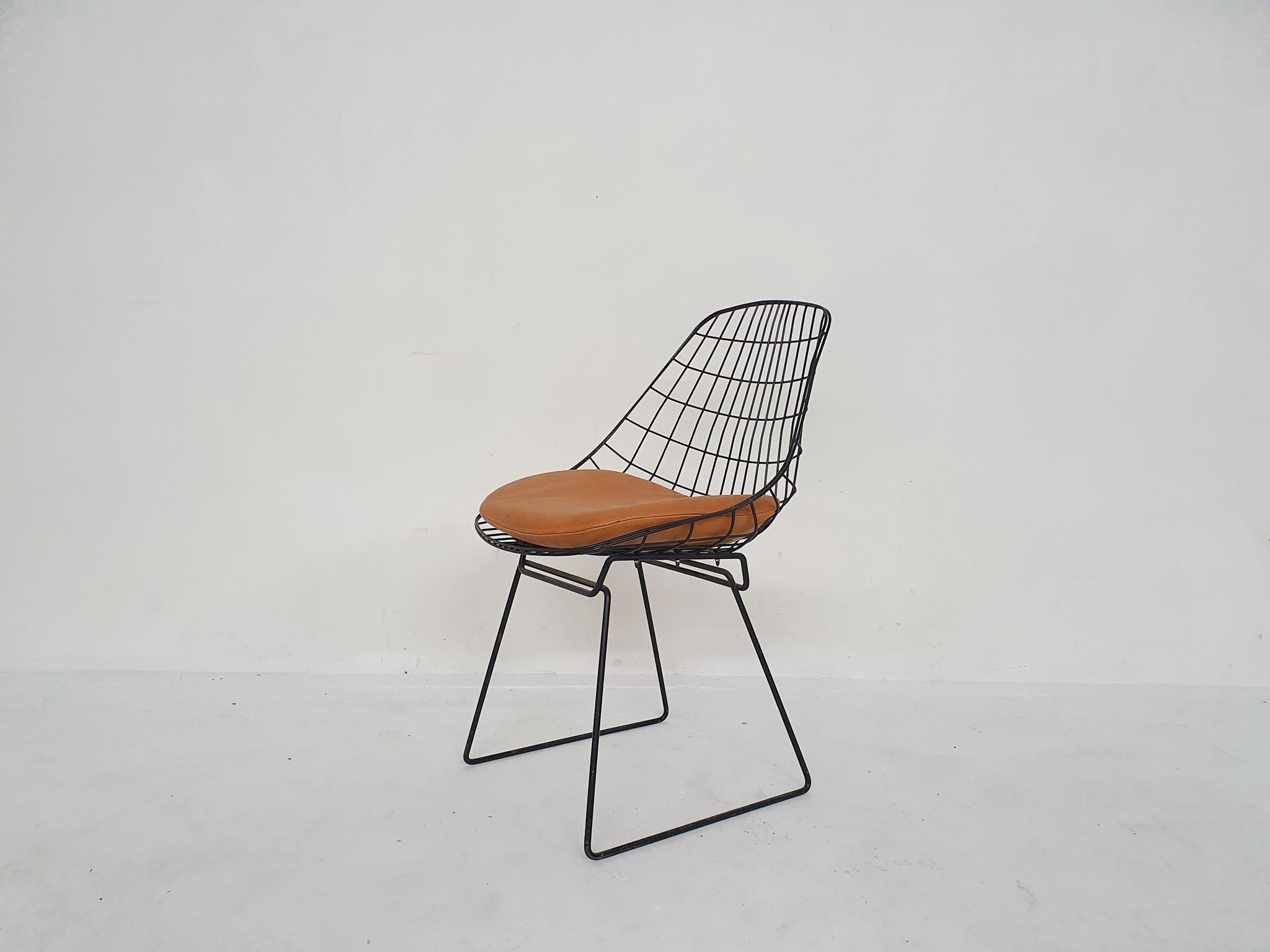 Cees Braakman for Pastoe SM05 Wire Chair, The Netherlands 1953 at 1stDibs