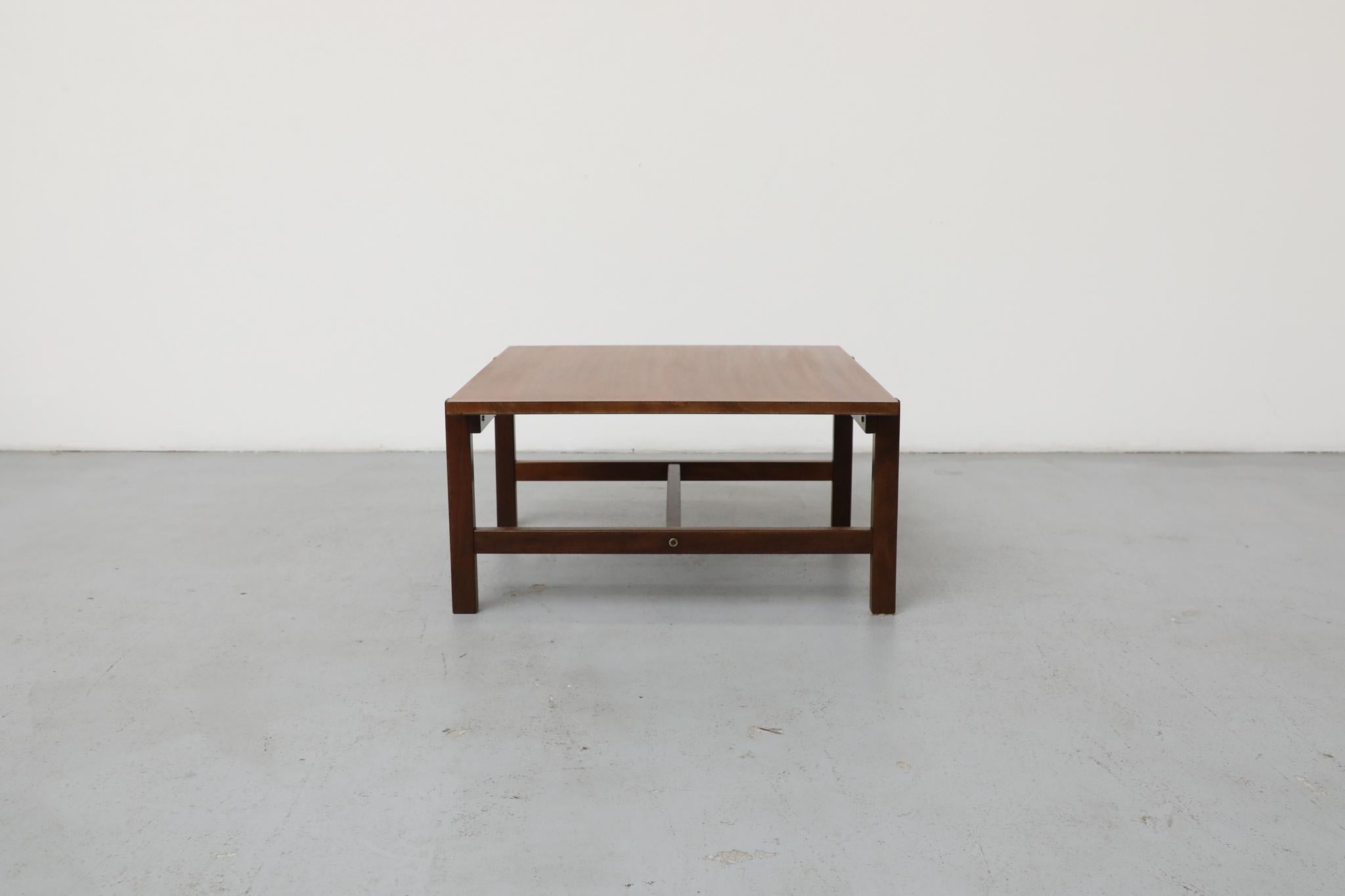 Table basse réversible en teck et formica Pastoe 