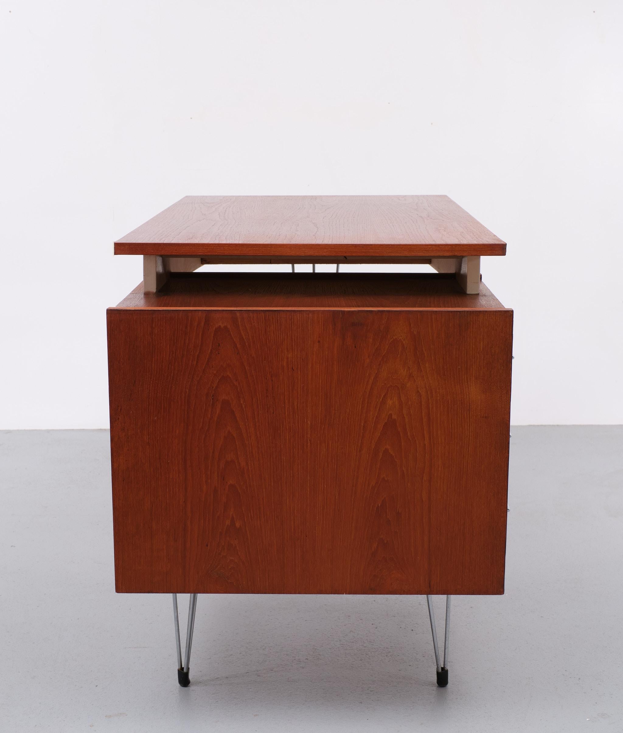 Mid-20th Century Cees Braakman  Hairpin Desk  Pastoe  Holland  1950/60 