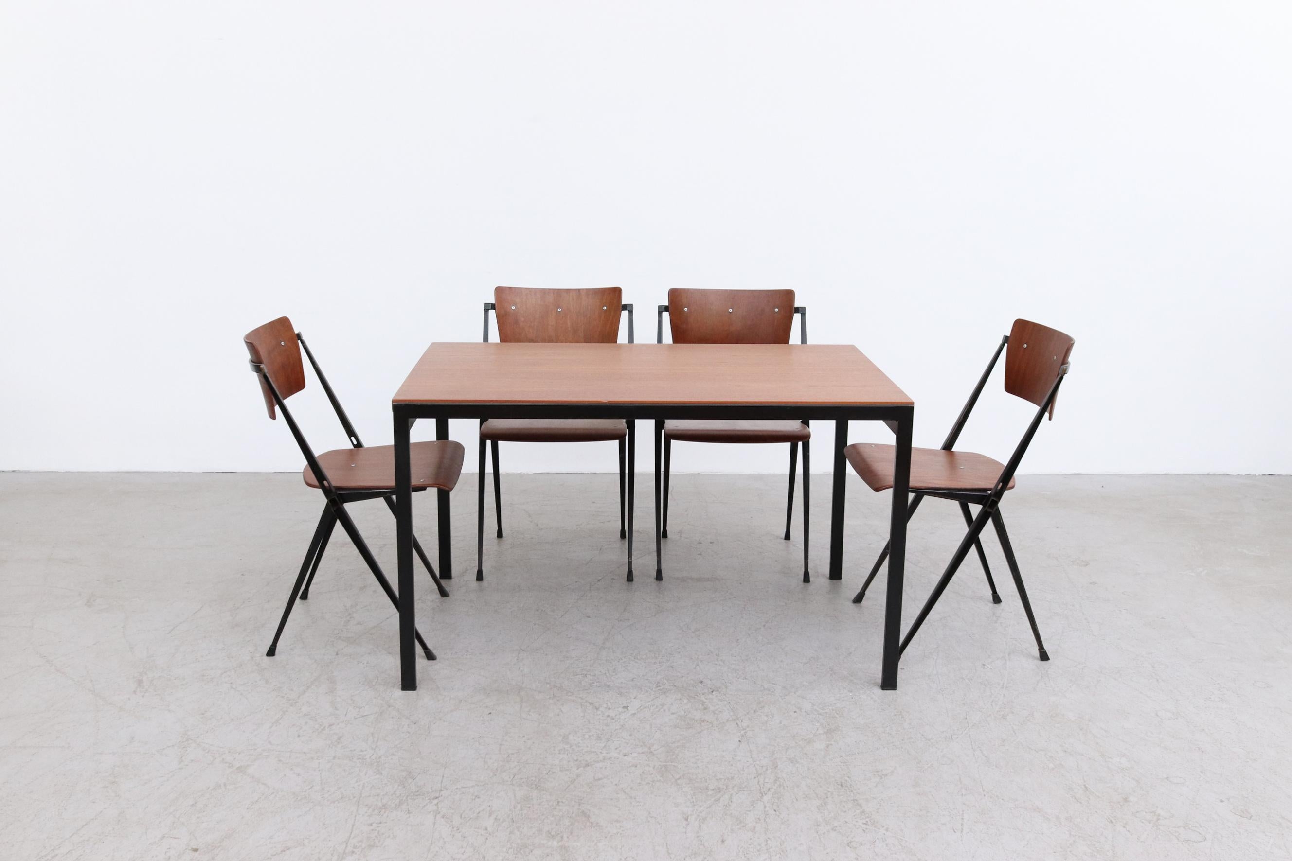 Métal Cees Braakman Japanese Series Table de salle à manger en teck pour Pastoe avec structure en métal noir en vente