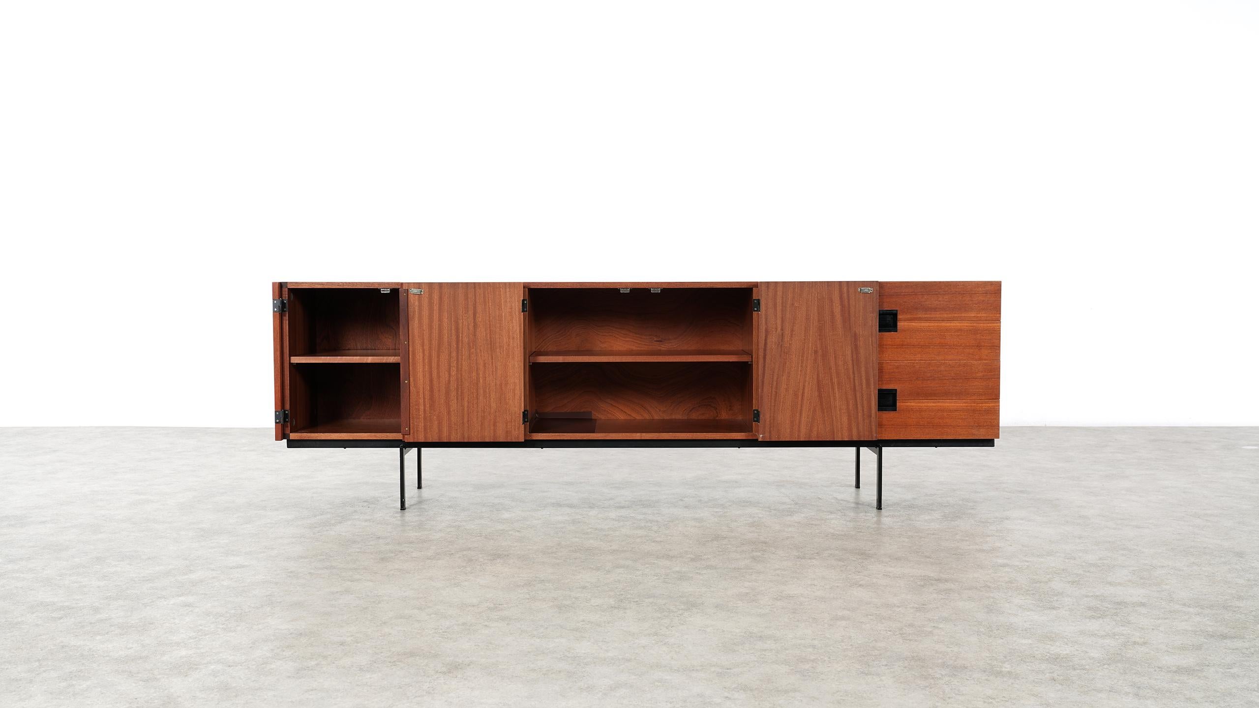 Cees Braakman Japanese Series Du-04 Teak Sideboard for Pastoe, Netherlands, 1955 2