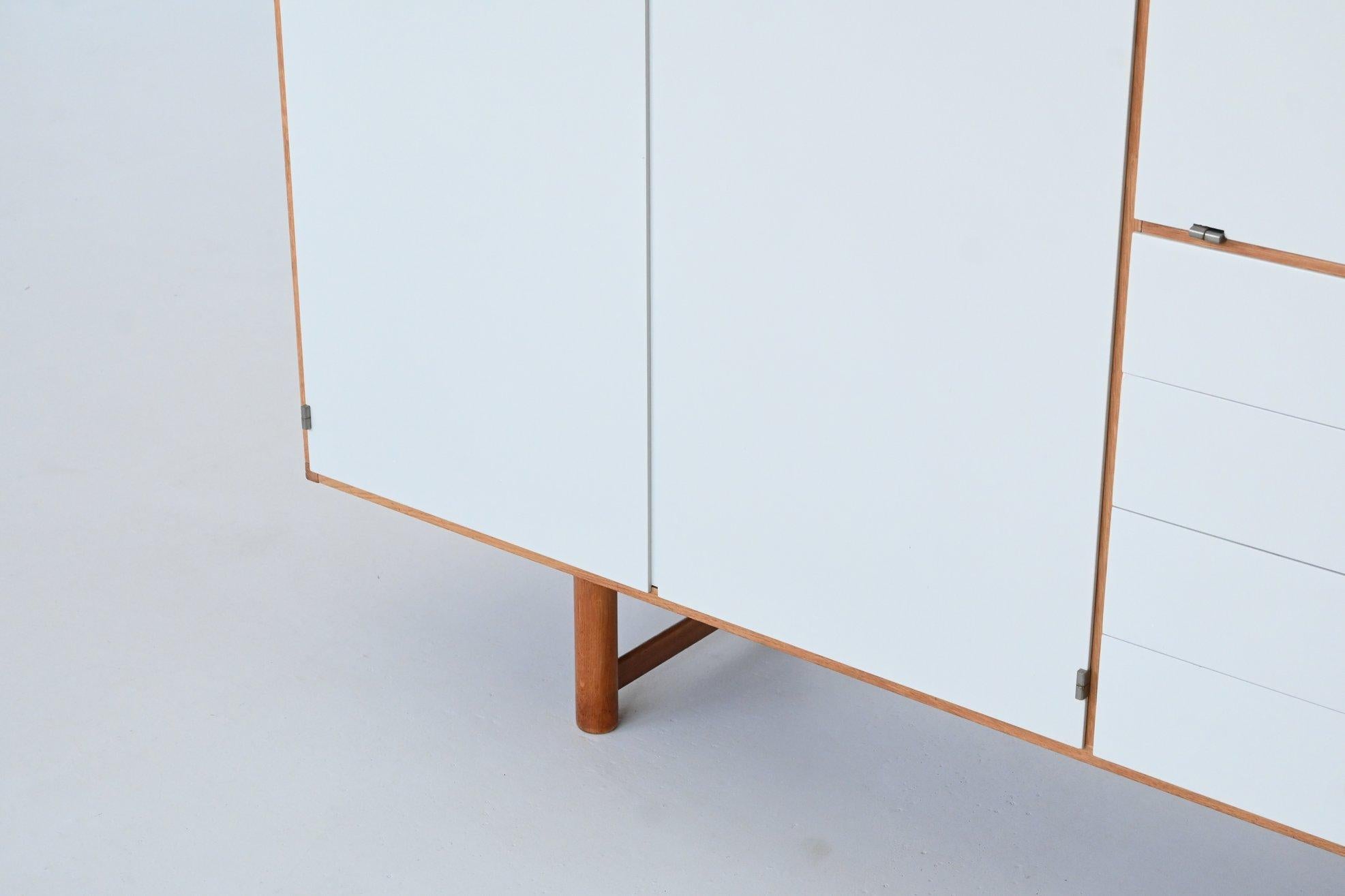 Cees Braakman Made-To-Measure highboard in oak Pastoe The Netherlands 1965 3