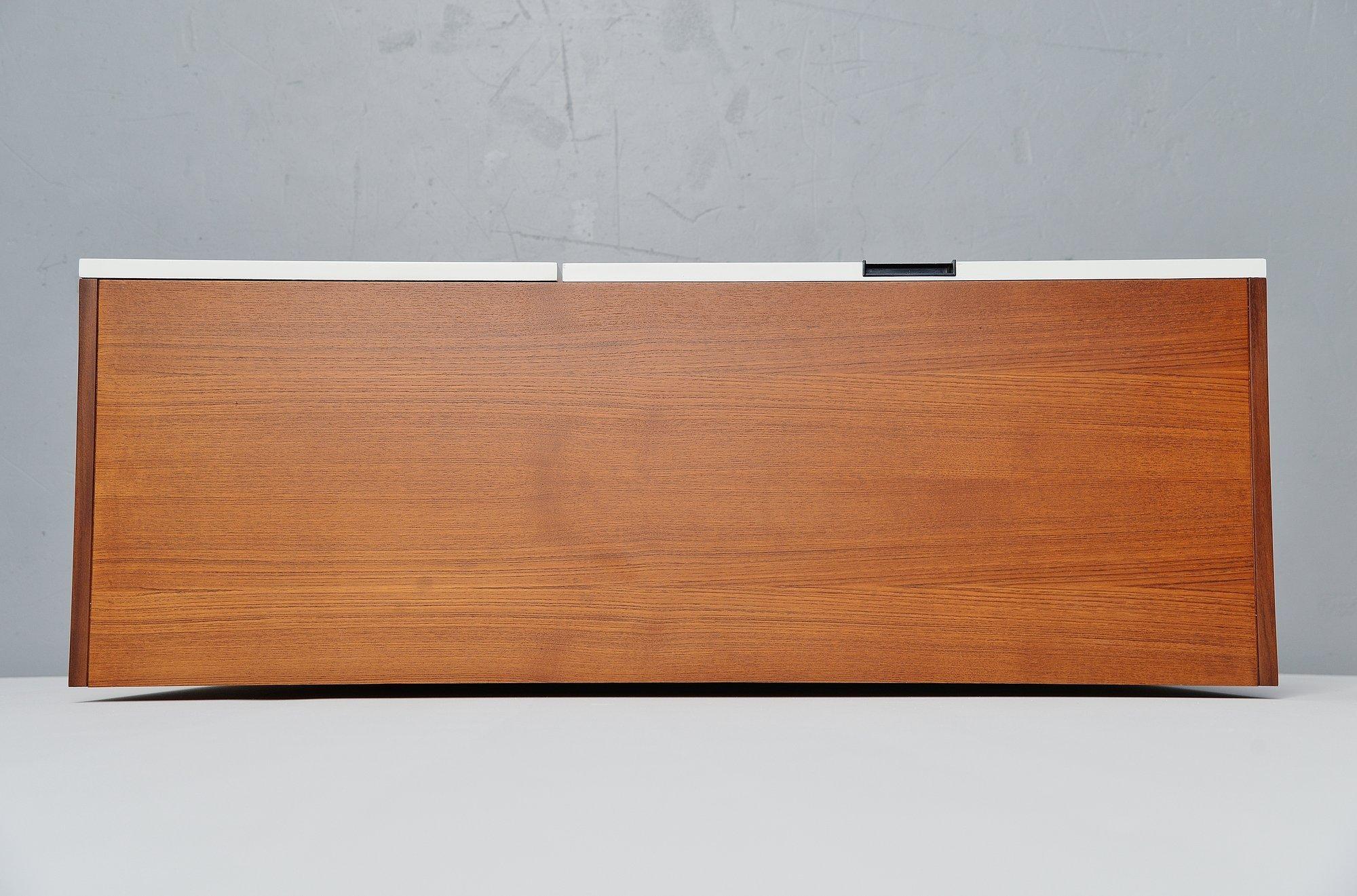 Mid-Century Modern Cees Braakman Pastoe CU06 cabinet Holland, 1958