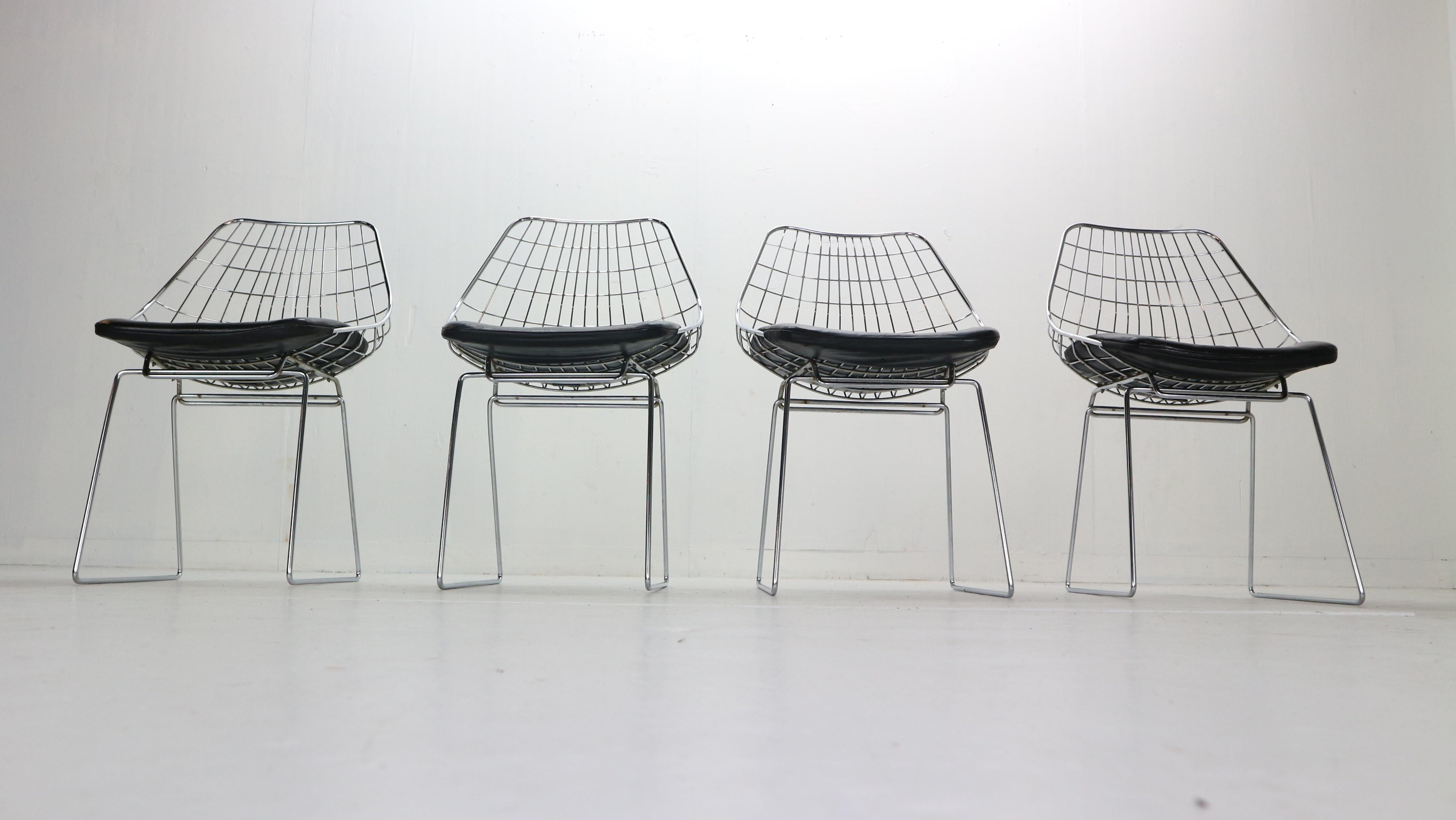 Mid-Century Modern Cees Braakman Set of 4 Wire Chairs Model, 'SM05' for Pastoe, 1950s