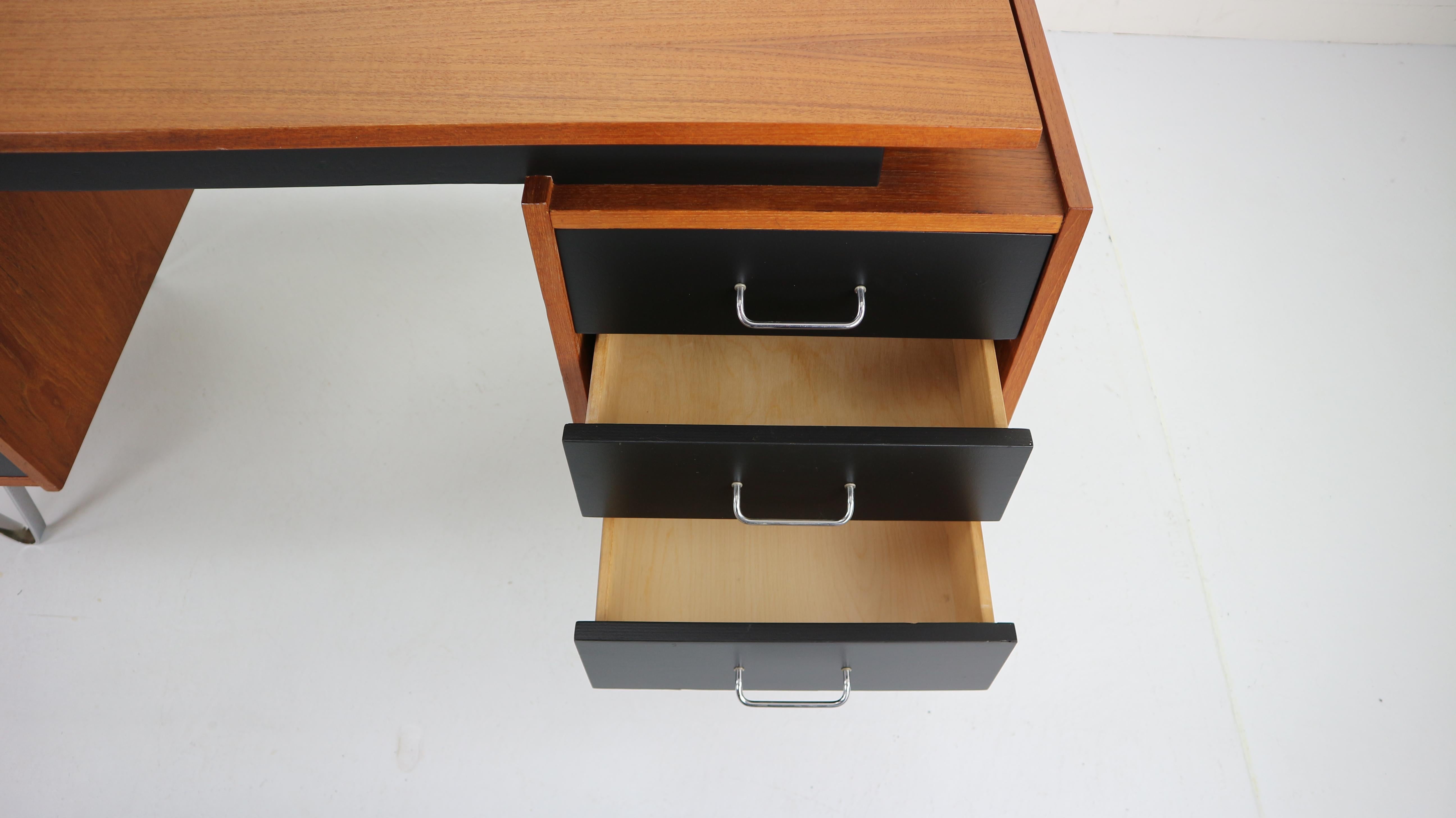 Cees Braakman Teak Desk with Triangle Legs for Pastoe, Dutch Design, 1950s 1