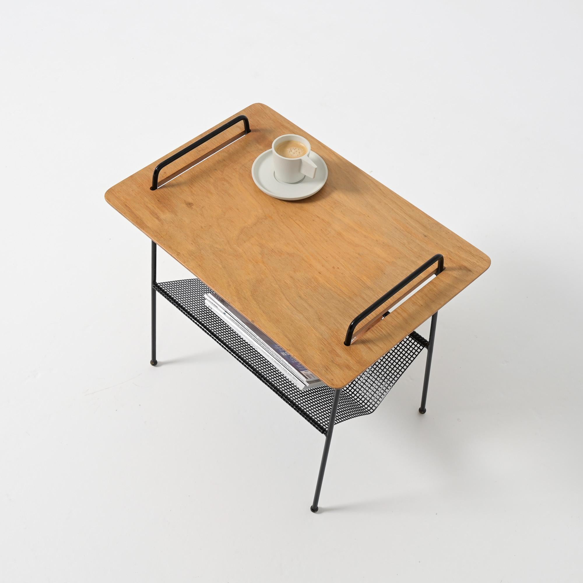 Cees Braakman TM04 side table for Pastoe For Sale 3