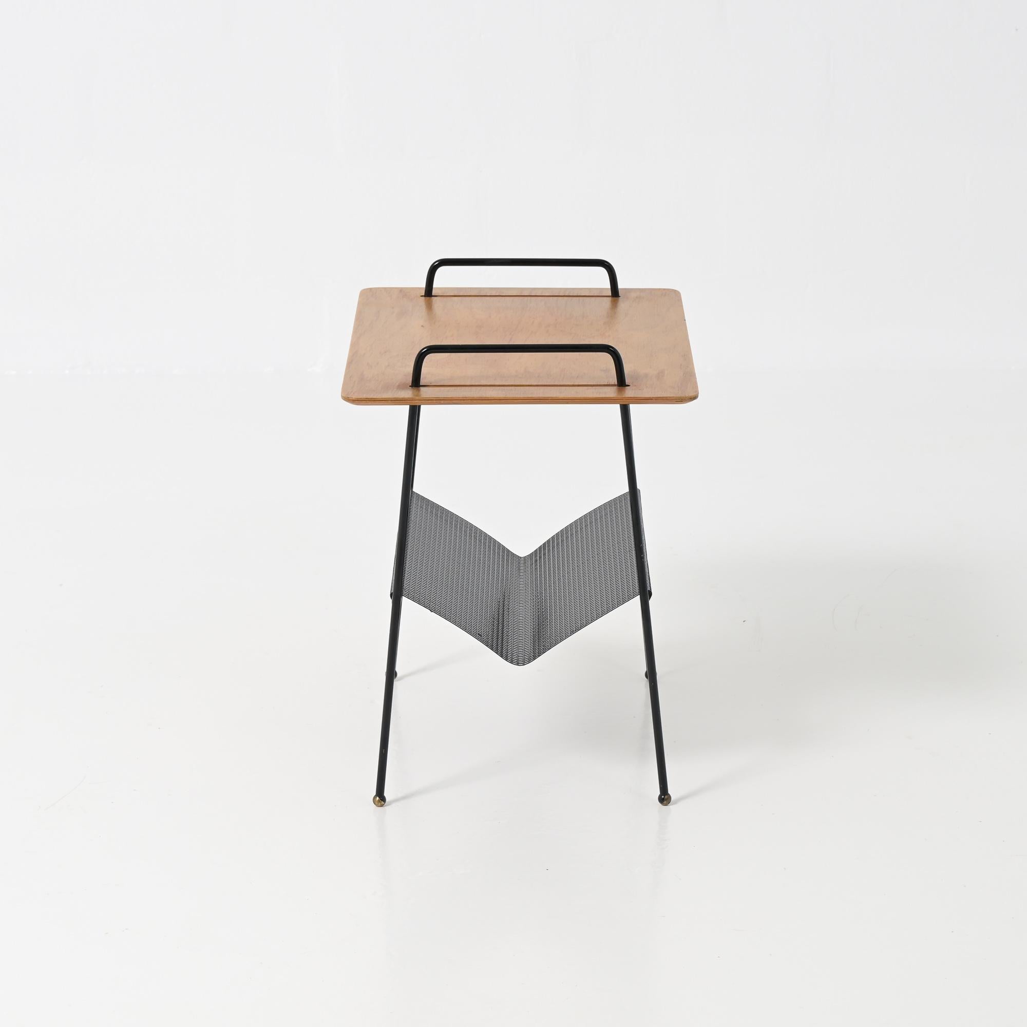 Dutch Cees Braakman TM04 side table for Pastoe For Sale