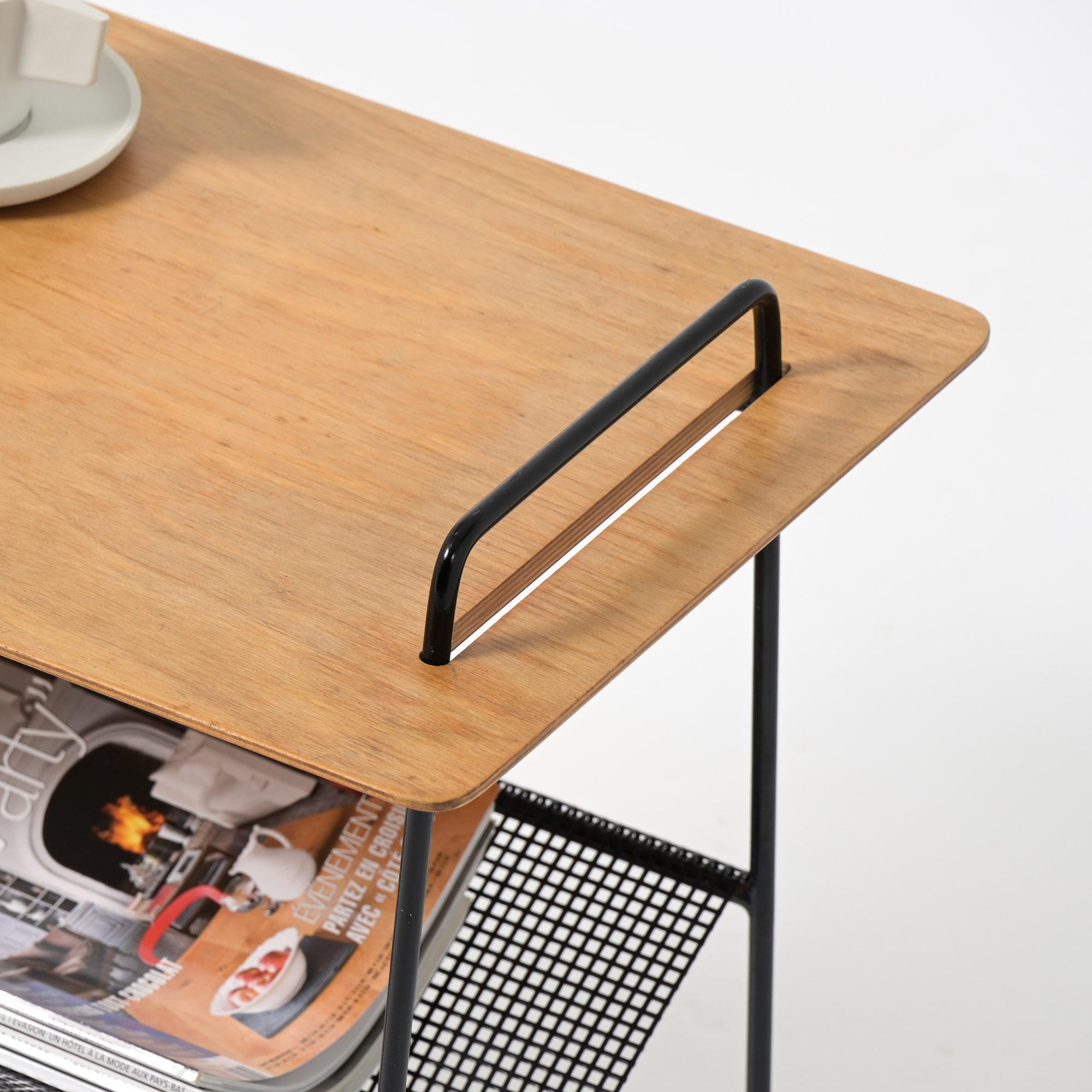 Cees Braakman TM04 side table for Pastoe For Sale 2
