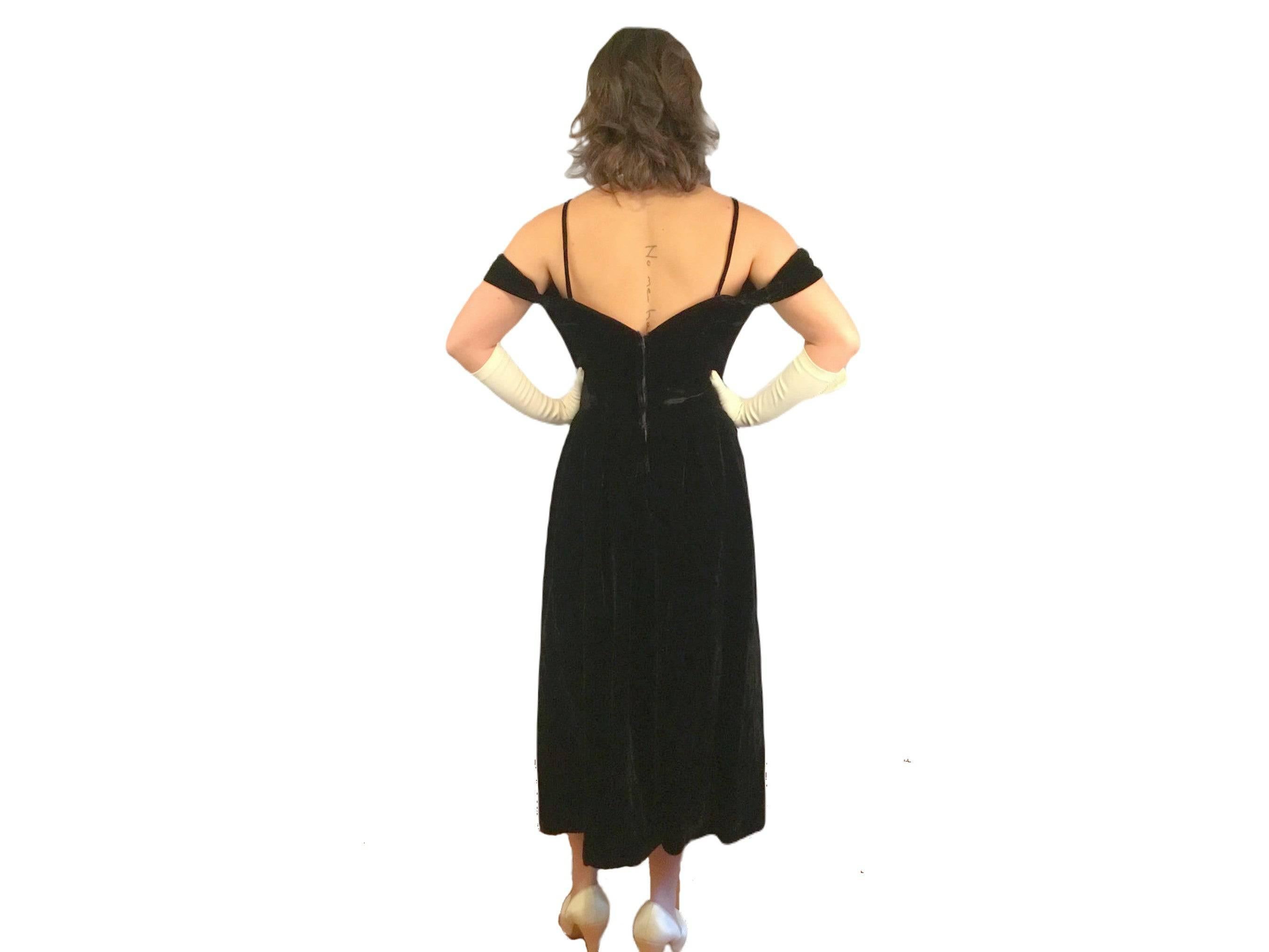 Ceil Chapman Off Shoulder Silk Velvet Vintage Gown Black Dress Circa 1950s SM In Excellent Condition For Sale In North Attleboro, MA