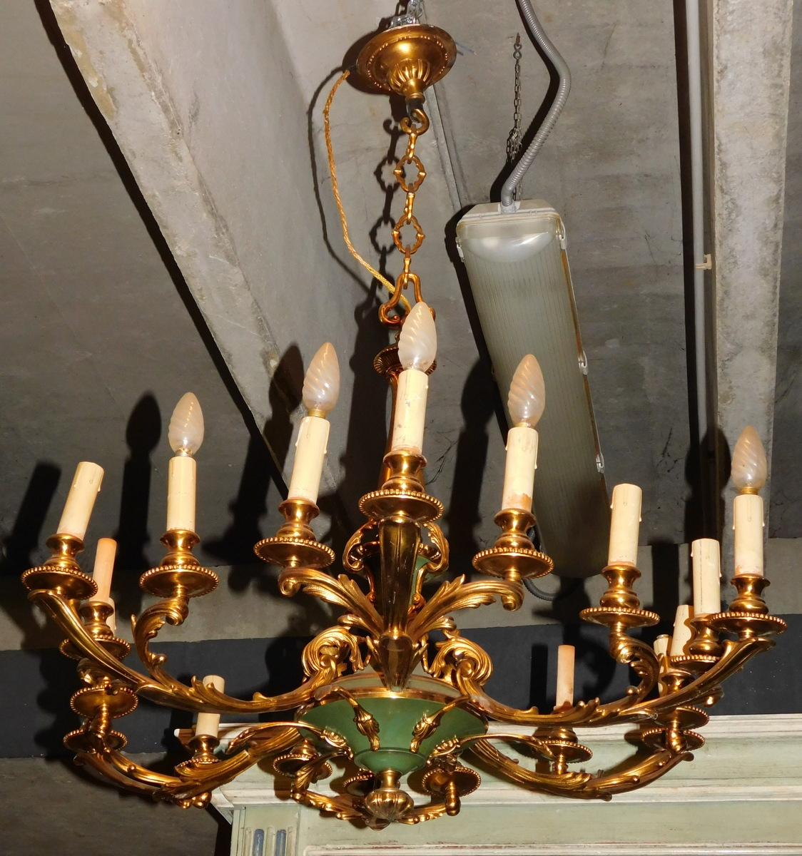 Ceiling Chandelier Lamp, 18 Lights, Gilded Brass, Italian Liberty '900 For Sale 2