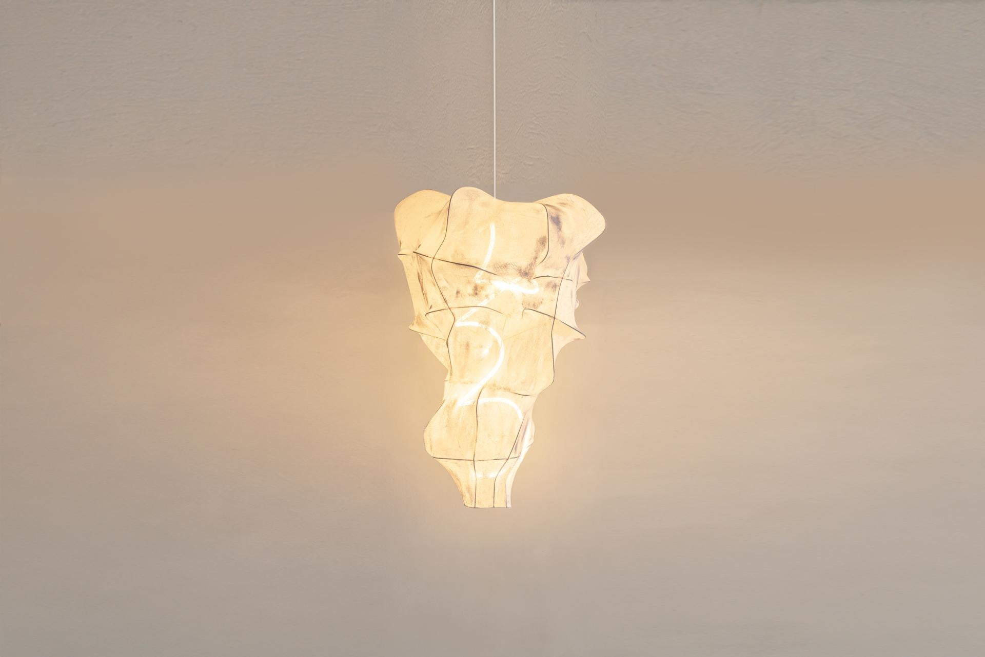 Acier Plafonnier blanc contemporain 04, Oliver & Frederik, tricot et acier, lampe LED en vente