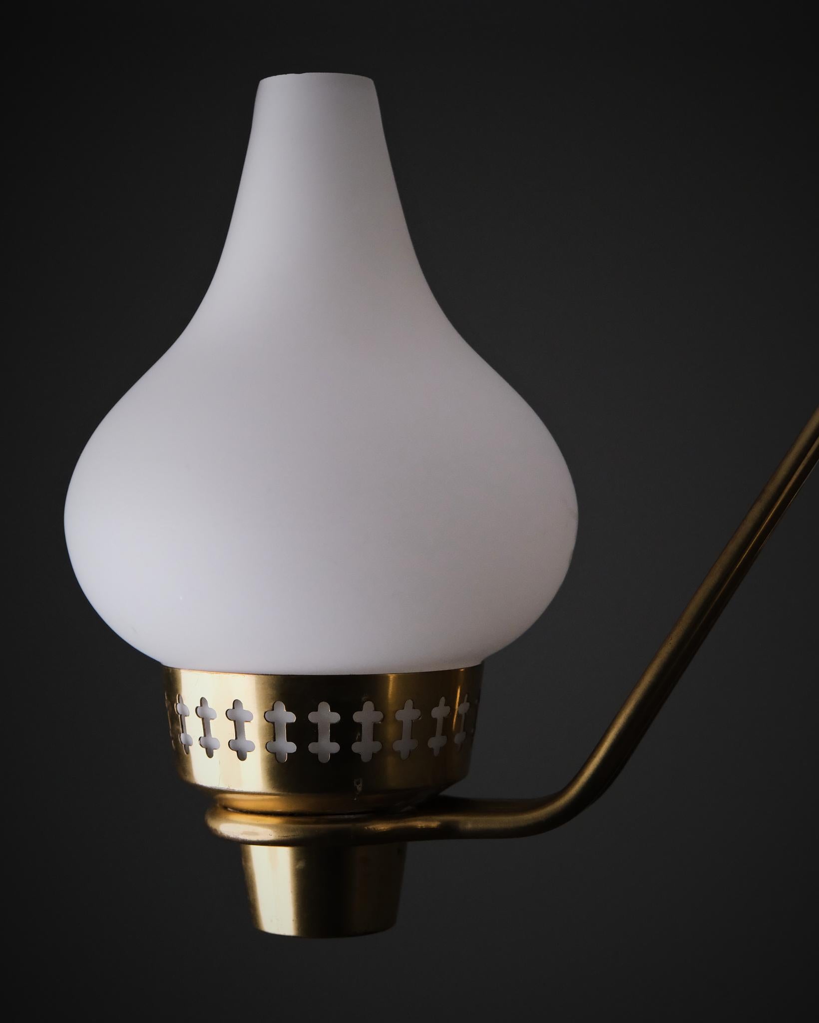 Lampada da soffitto di Hans Bergström per ASEA, Svezia, anni '50 in vendita 3