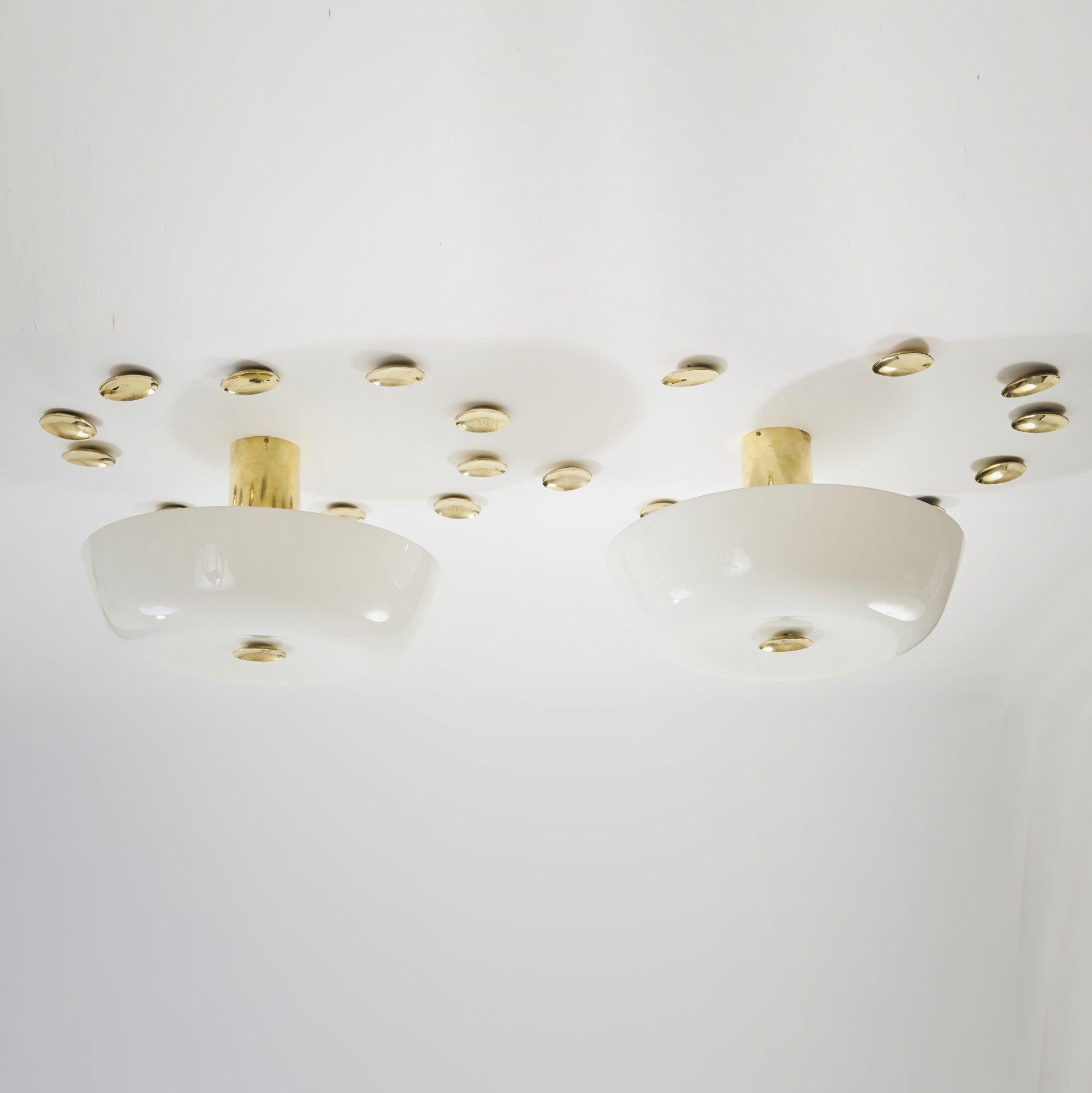 Mid-Century moderno Lampada da soffitto di Paavo Tynell per Taito Oy, Vilhonvuorenkatu, Finlandia, anni '50 in vendita