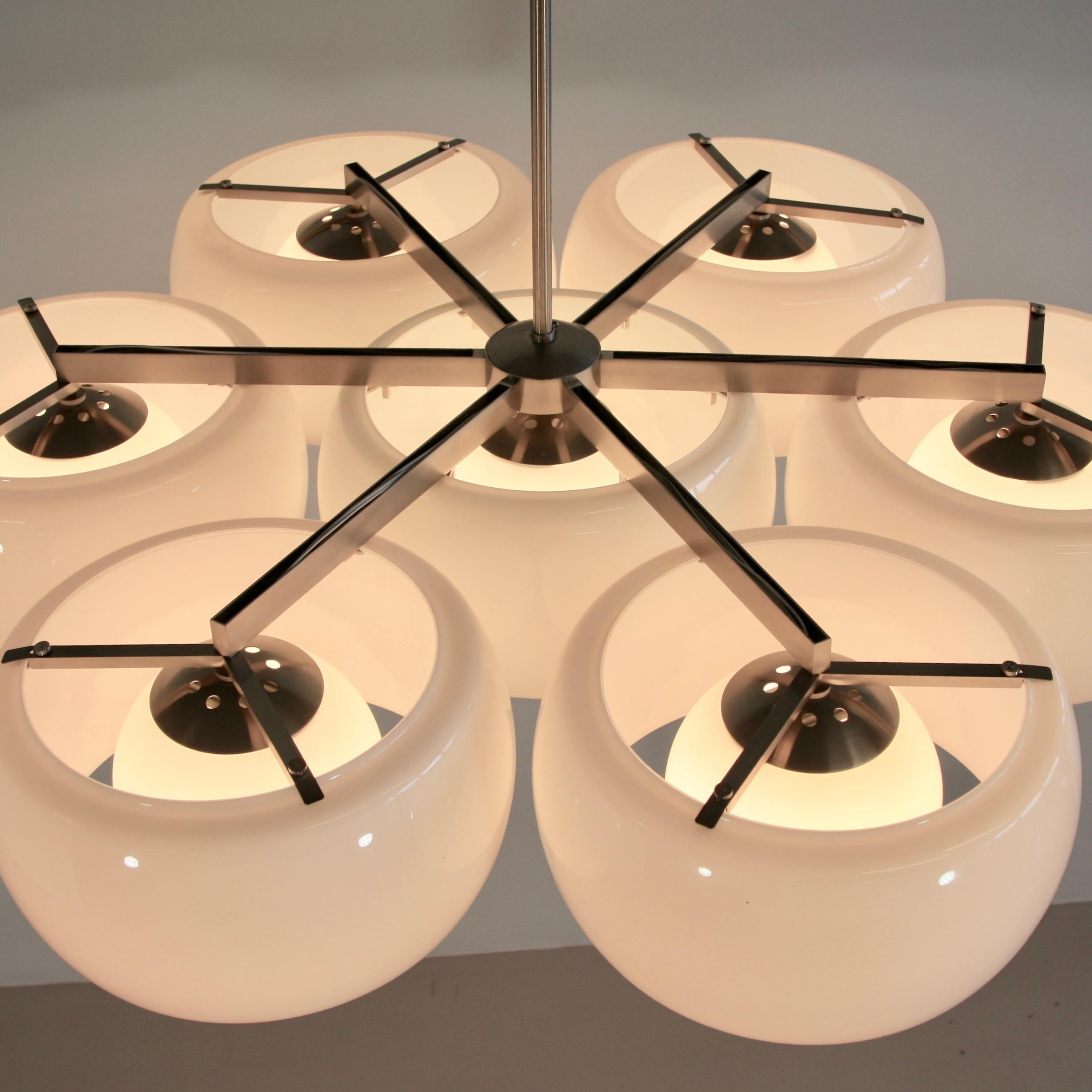 Ceiling Lamp Eptaclinio Designed by Vico Magistretti for Artemide, 1961 In Good Condition In Berlin, Berlin