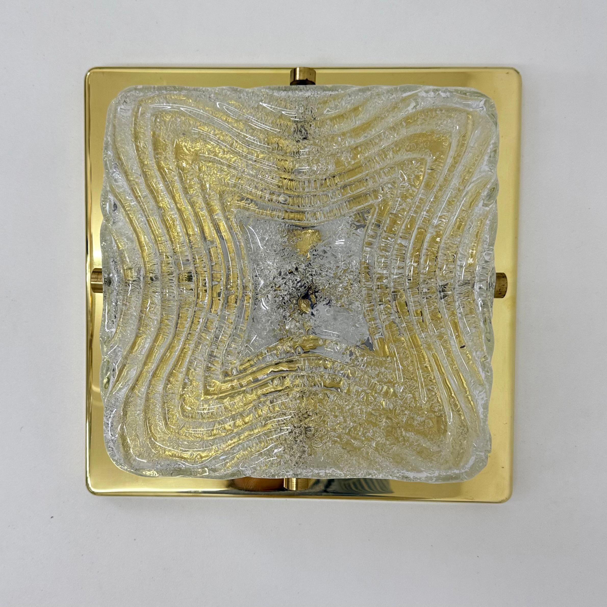 Lámpara de techo empotrable de cristal de Murano y latón de Hillebrand , años 70 Alemán en venta