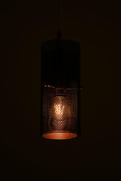 Plafonnier en laiton et verre original par Hans-Agne Jakobsson, années 1950